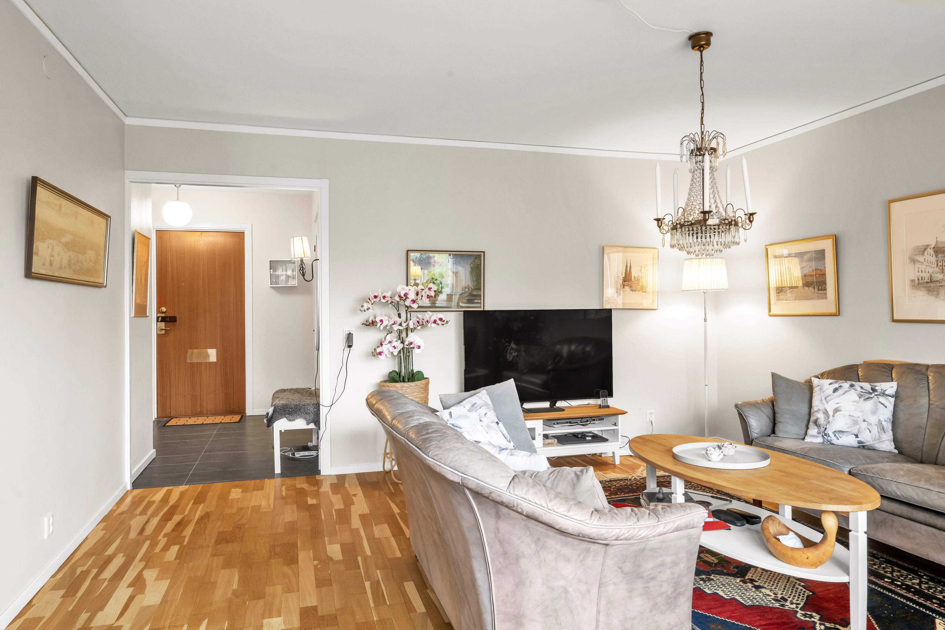 Bostadsbild från Flogstavägen 5E, Såld i , Uppsala