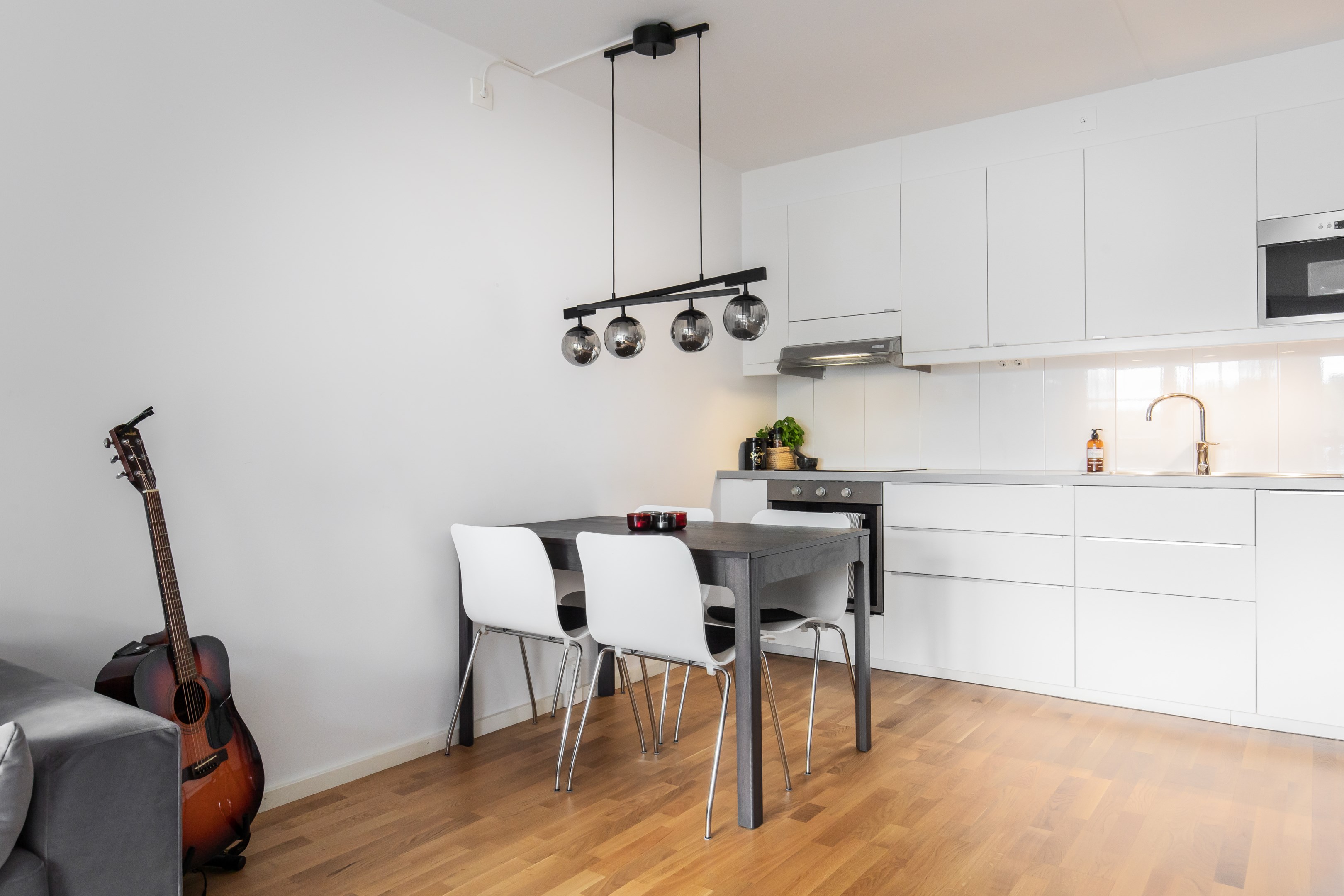 Bostadsbild från Josef Ekbergs gränd 6, Såld i Porslinskvarteren, Värmdö