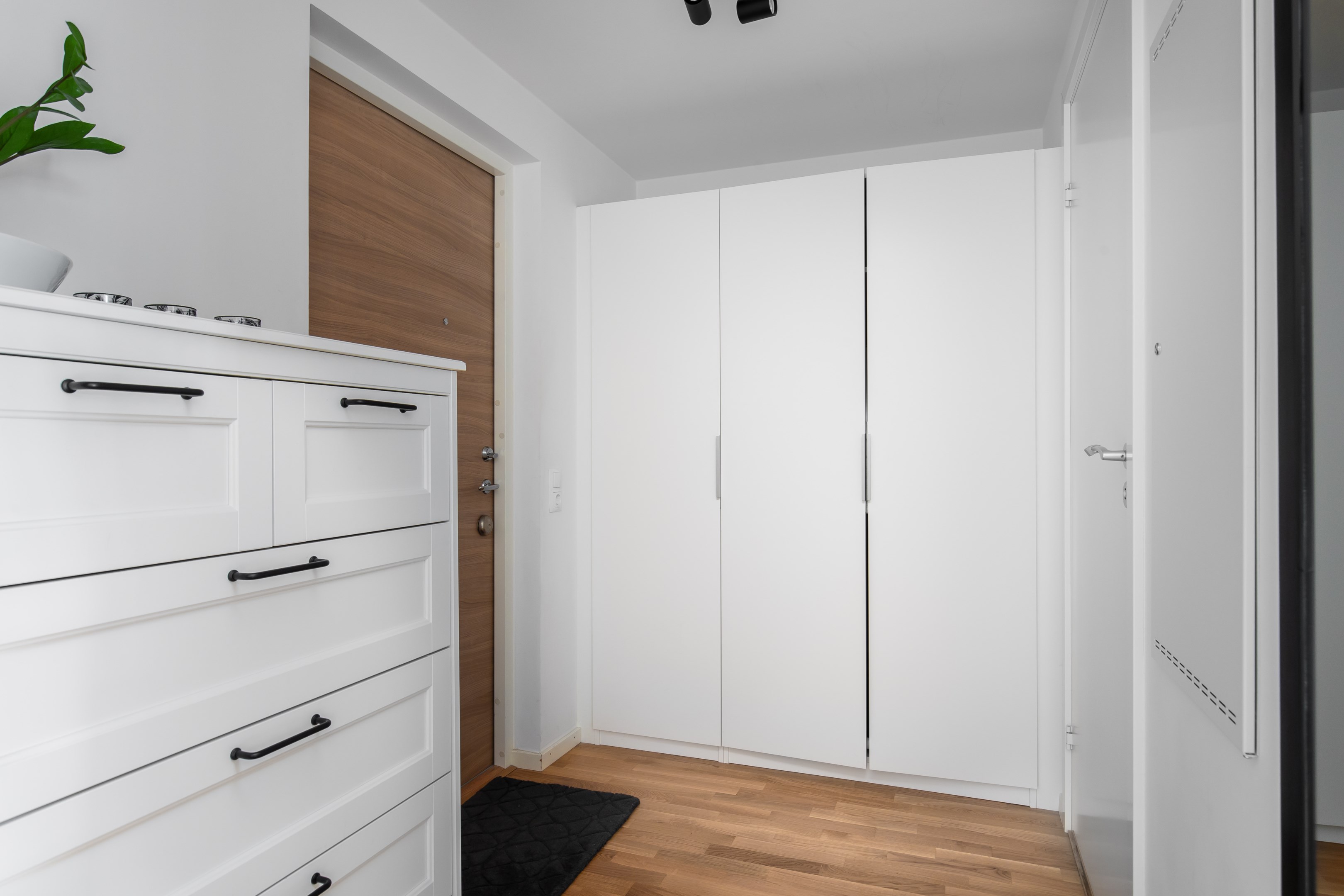 Bostadsbild från Josef Ekbergs gränd 6, Såld i Porslinskvarteren, Värmdö