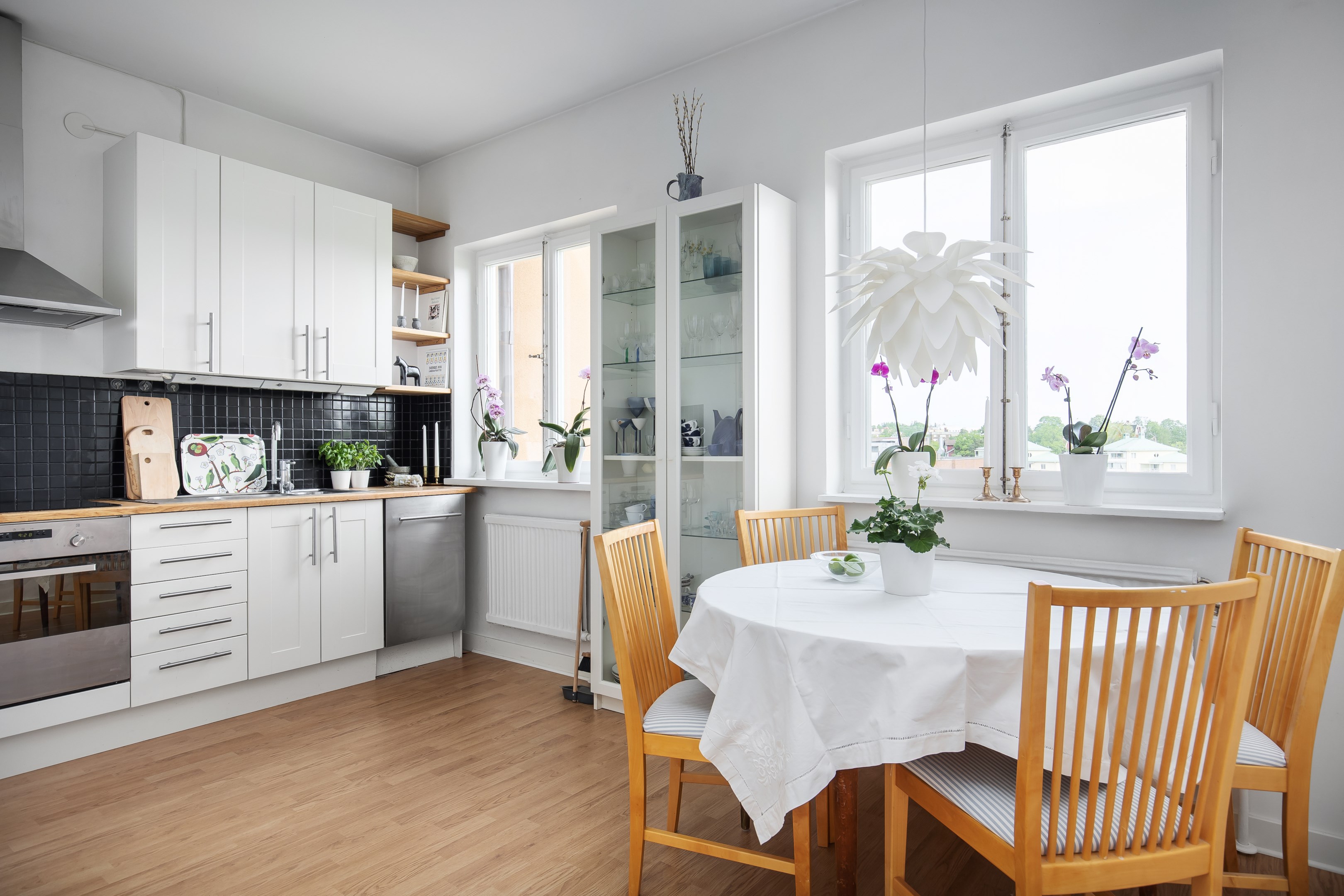 Bostadsbild från Ugglevägen 13B, 3 tr, Såld i Ektorp, Nacka