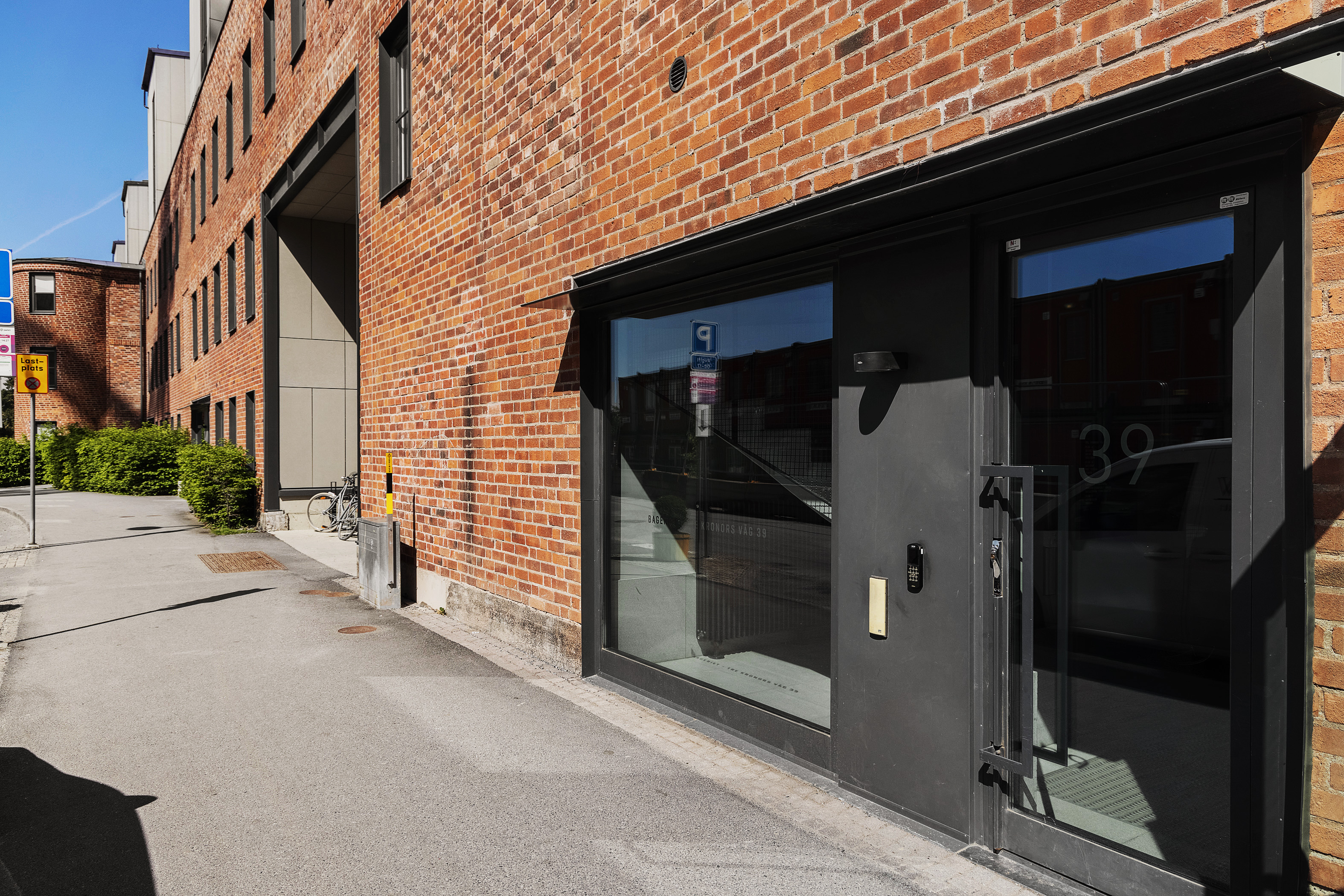 Bostadsbild från Tre Kronors väg 39, Såld i , Nacka