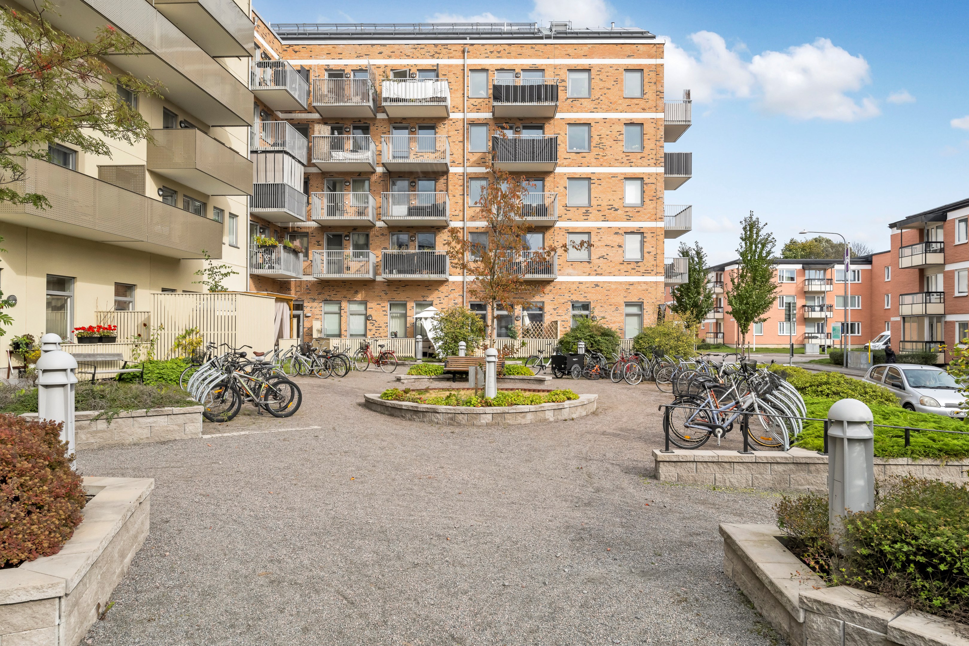 Bostadsbild från Råbyvägen 53F, Såld i Gränby, Uppsala