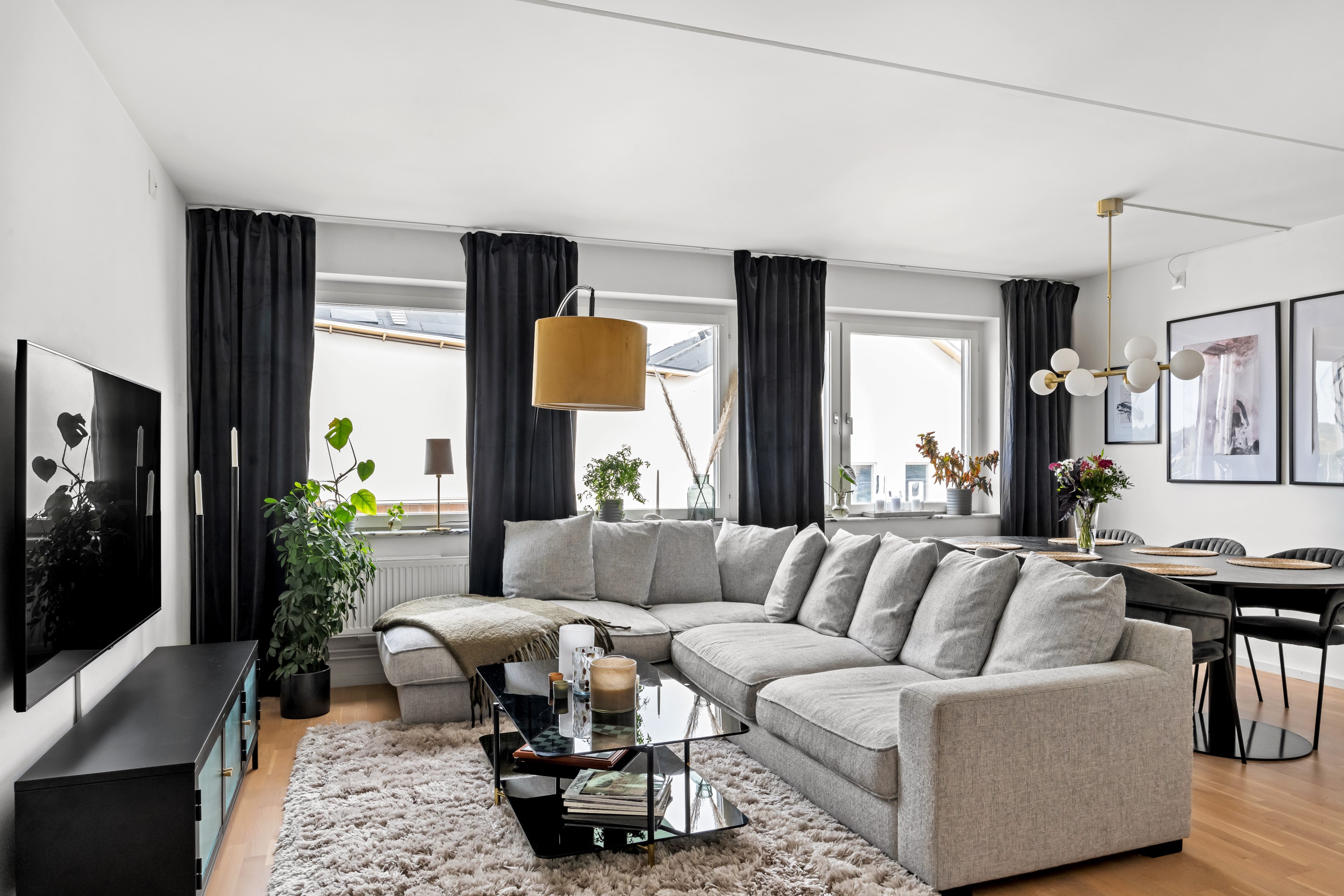 Bostadsbild från Råbyvägen 53F, Såld i Gränby, Uppsala