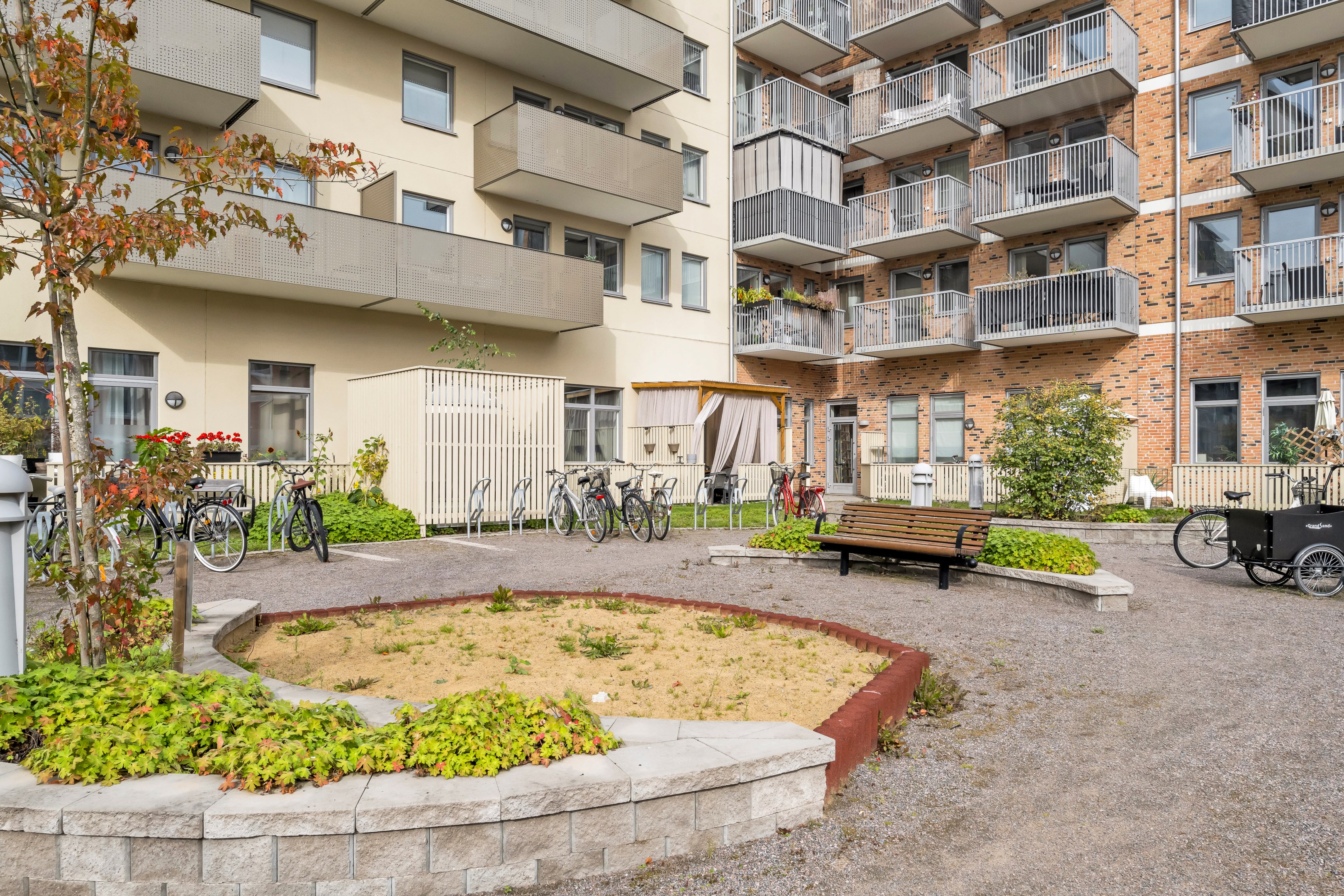 Bostadsbild från Råbyvägen 53F, Såld i Gränby, Uppsala