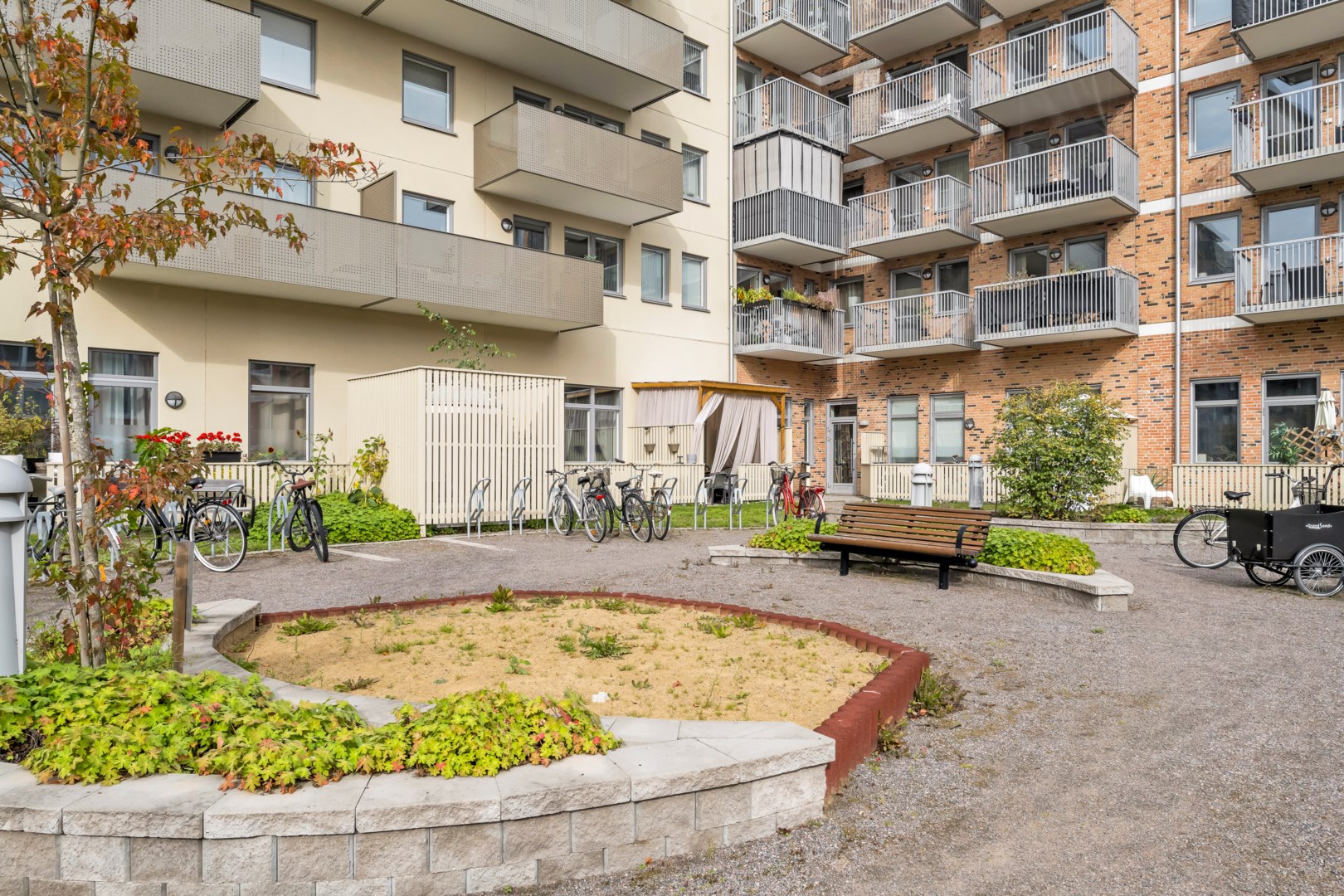 Bostadsbild från Råbyvägen 53F, Såld i Gränby, Uppsala