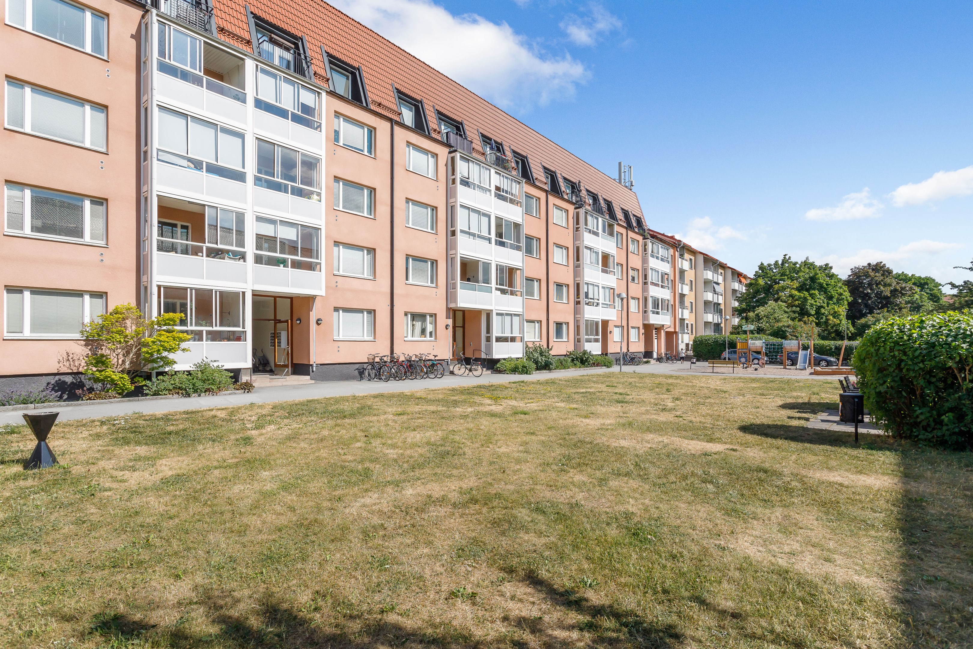 Bostadsbild från Gröna gatan 31 E, Såld i Salabacke, Uppsala