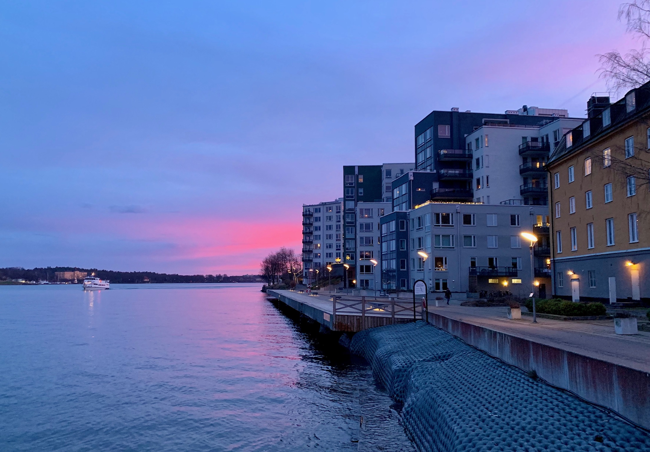 Bostadsbild från Östra Finnbodavägen 15, Såld i Saltsjöqvarn, Nacka