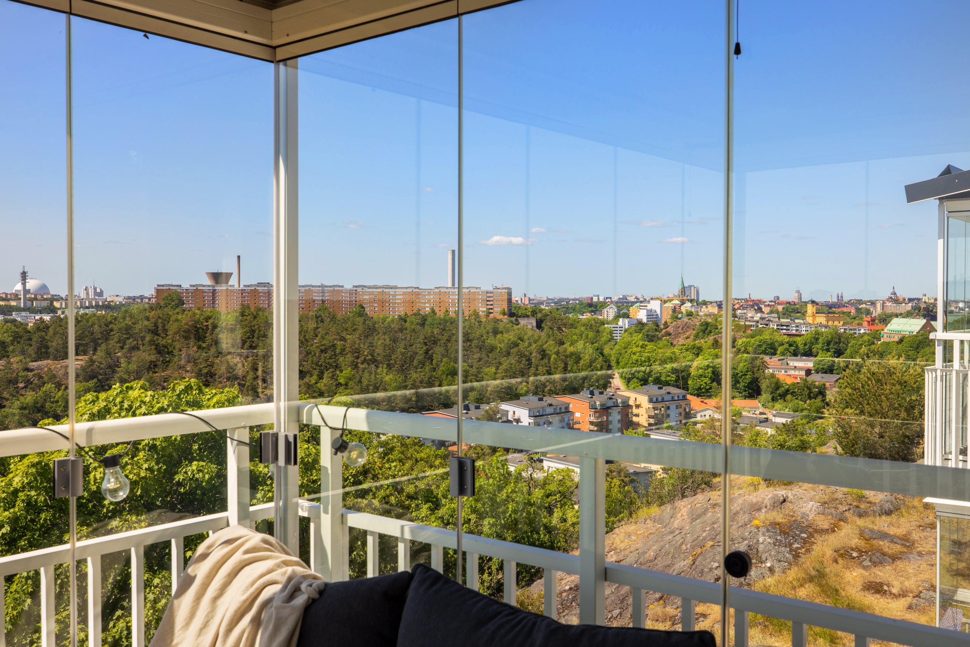 Bostadsbild från Finnbergsvägen 3, Såld i Finnberget, Nacka