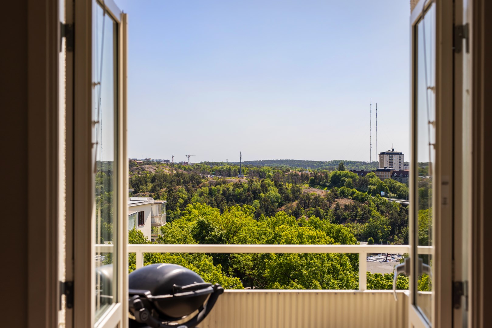 Bostadsbild från Finnbergsvägen 3, Såld i Finnberget, Nacka