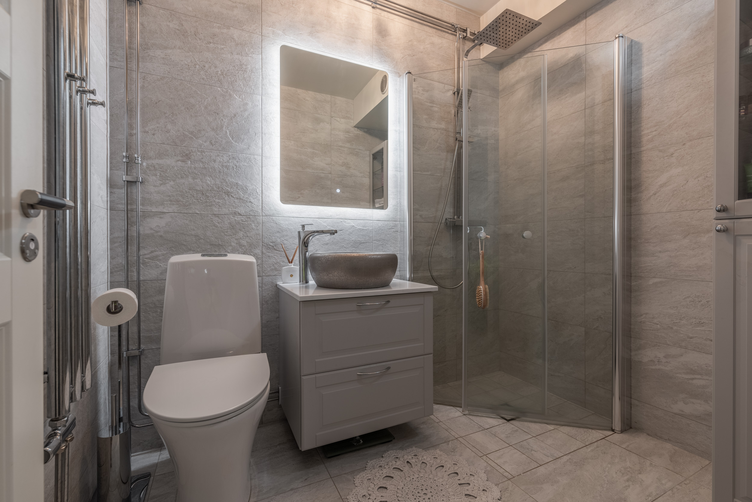 Bostadsbild från Polstjärnegatan 37, Såld i Vetterstorp, Västerås