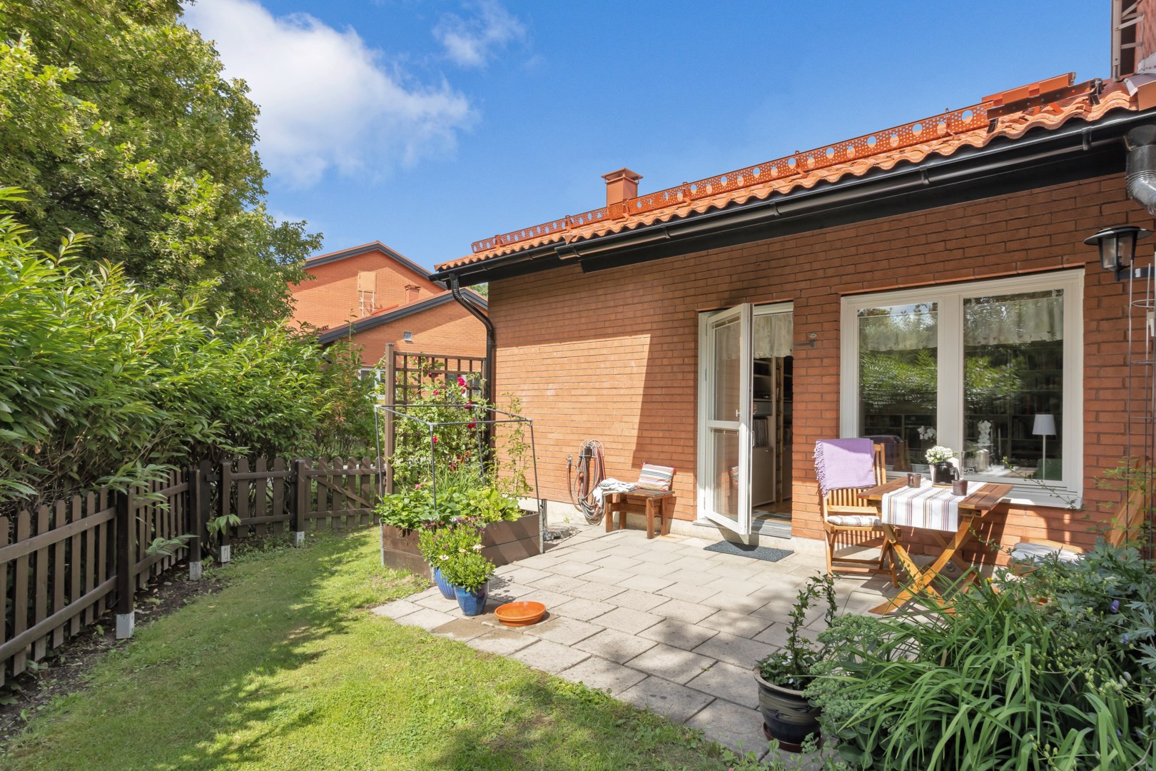 Bostadsbild från Lings väg 27, Såld i Löten, Uppsala