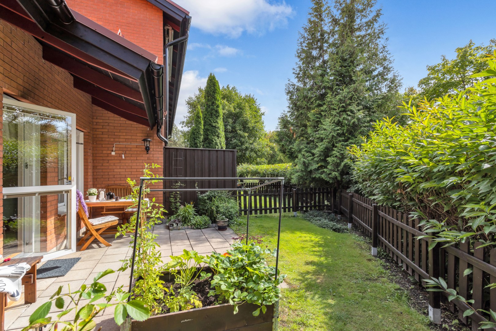 Bostadsbild från Lings väg 27, Såld i Löten, Uppsala