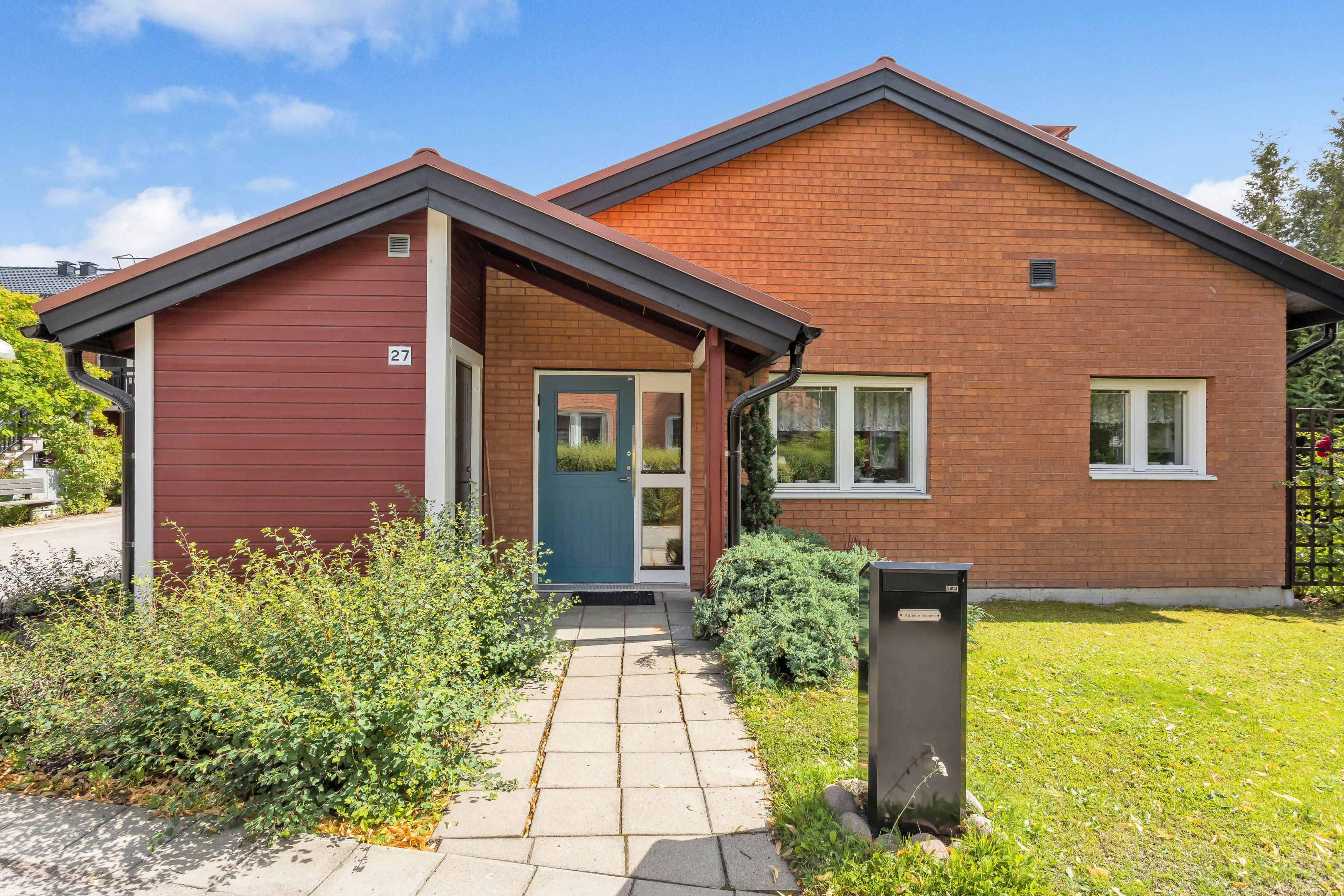 Bostadsbild från Lings väg 27, Såld i Löten, Uppsala