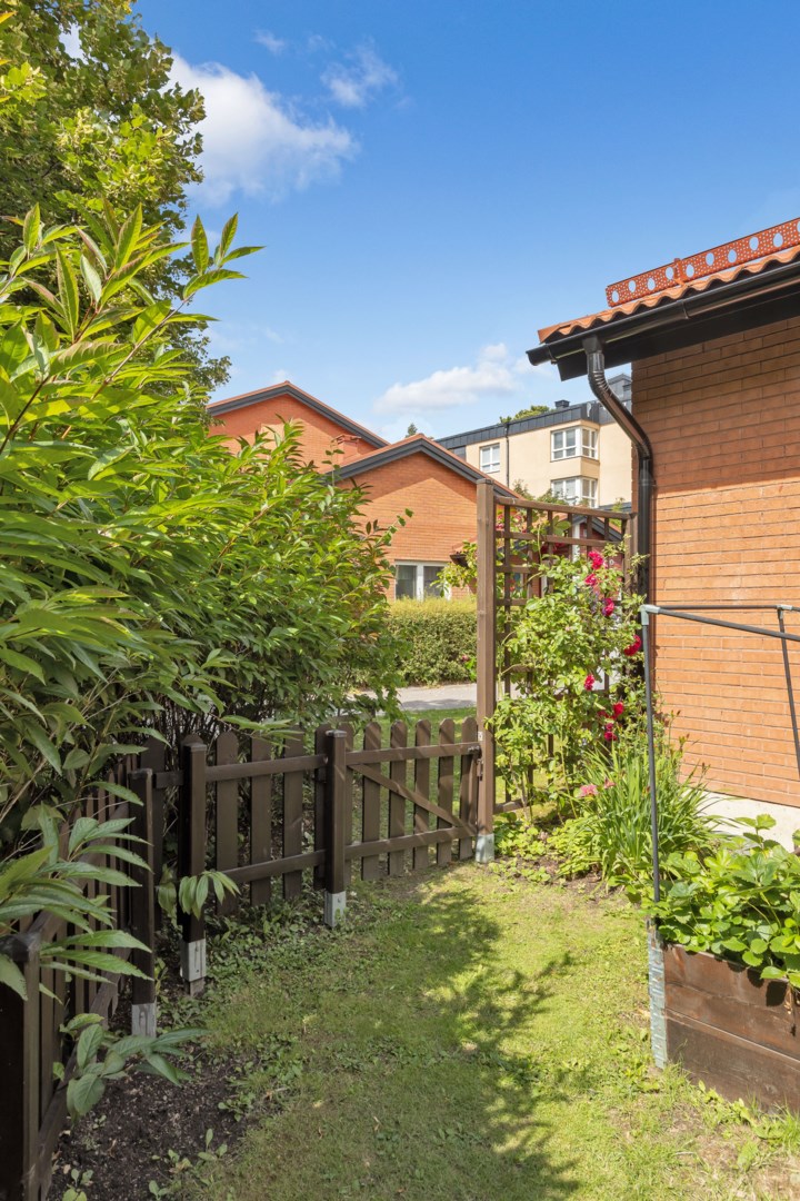 Bostadsbild från Lings väg 27, Såld i Löten, Uppsala