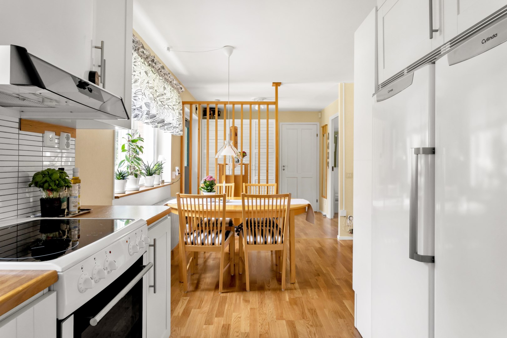 Bostadsbild från Lings väg 27, Såld i Löten, Uppsala