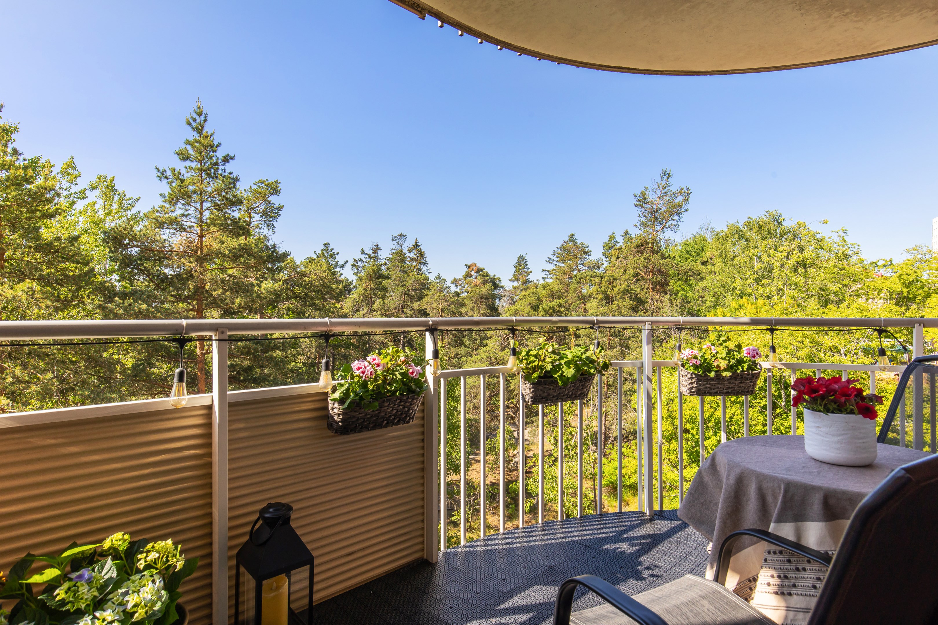 Bostadsbild från Serenadvägen 40, Såld i Nacka Forum, Nacka