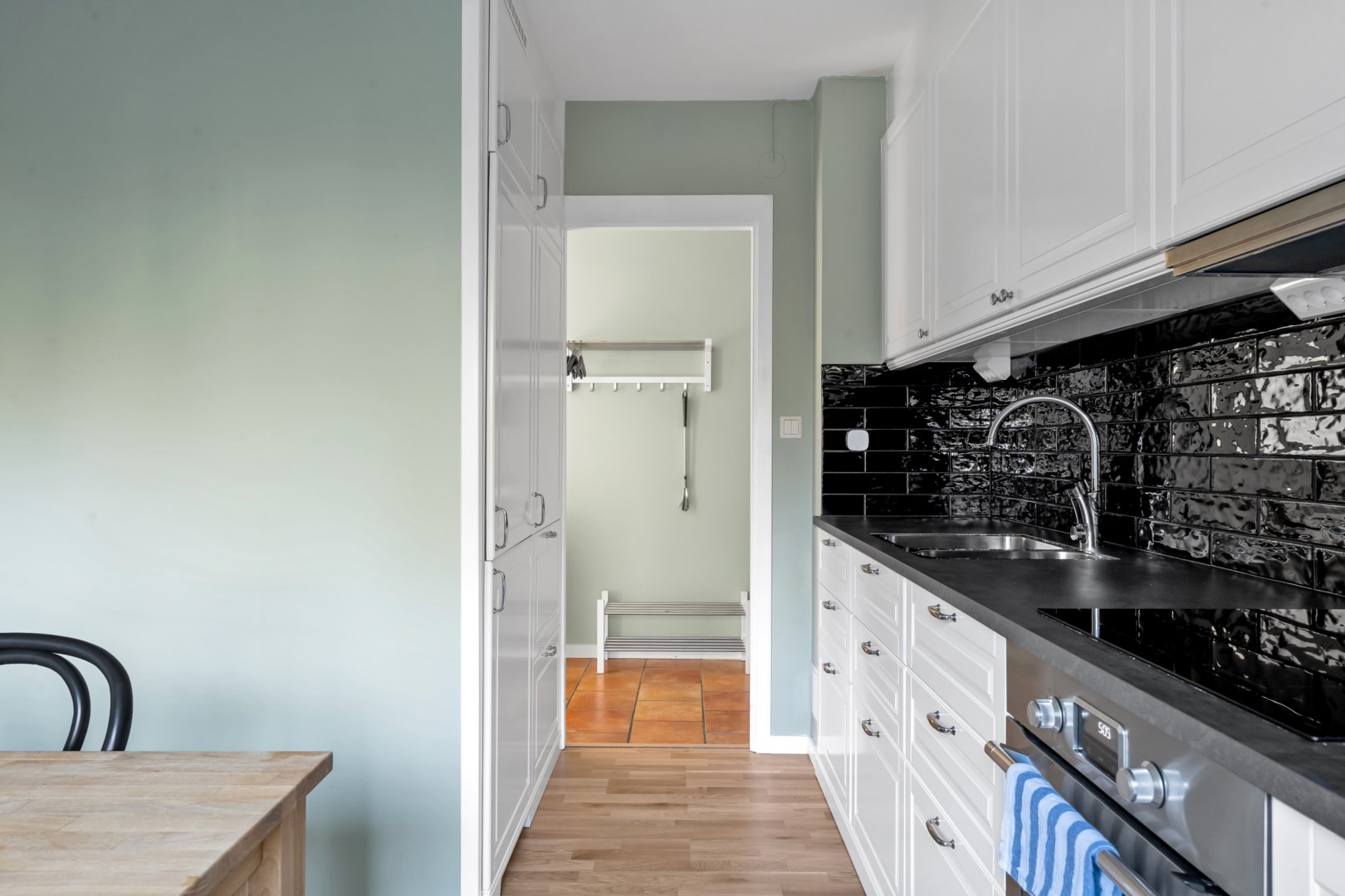 Bostadsbild från Gnejsvägen 16B, Såld i Eriksberg, Uppsala