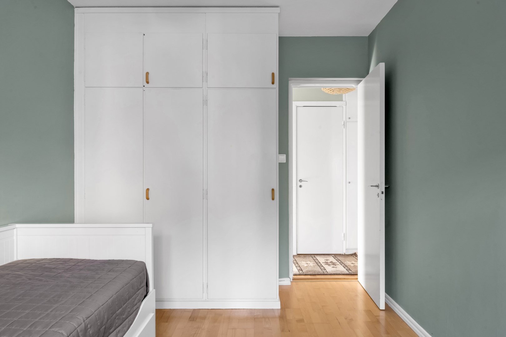 Bostadsbild från Gnejsvägen 16B, Såld i Eriksberg, Uppsala