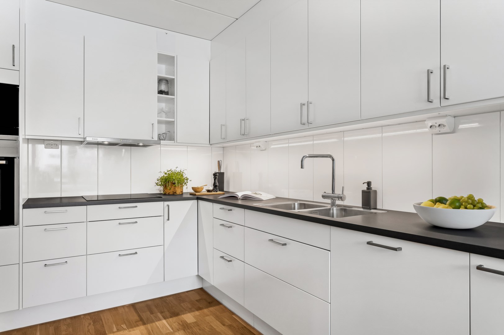 Bostadsbild från Hällbygatan 41, Såld i Luthagen, Uppsala