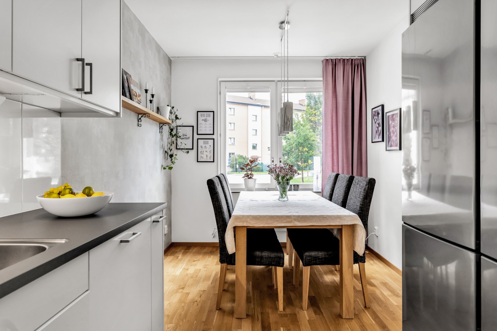 Bostadsbild från Hällbygatan 41, Såld i Luthagen, Uppsala