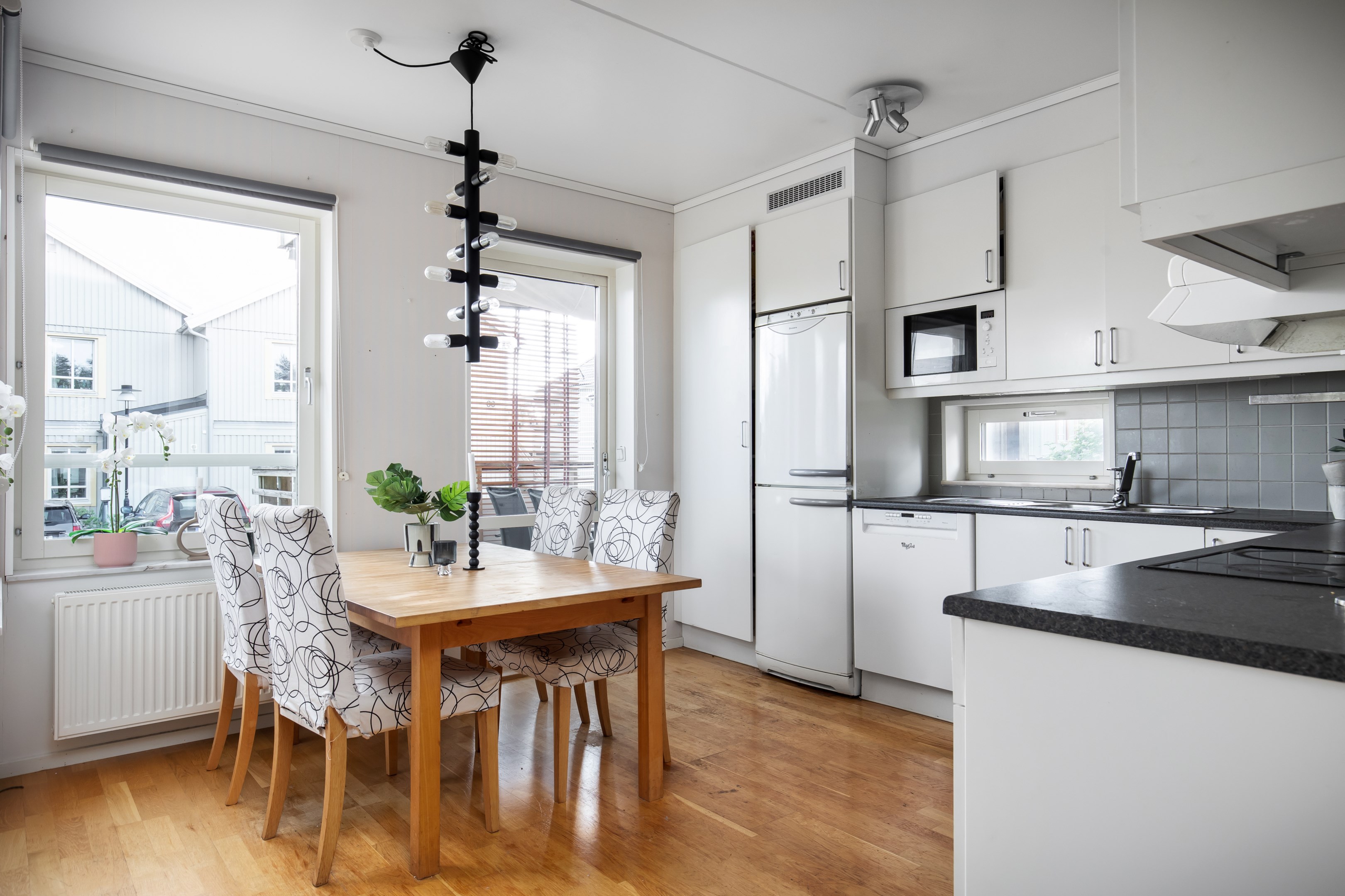 Bostadsbild från Klyvarevägen 59A, Såld i Skogalund, Nacka