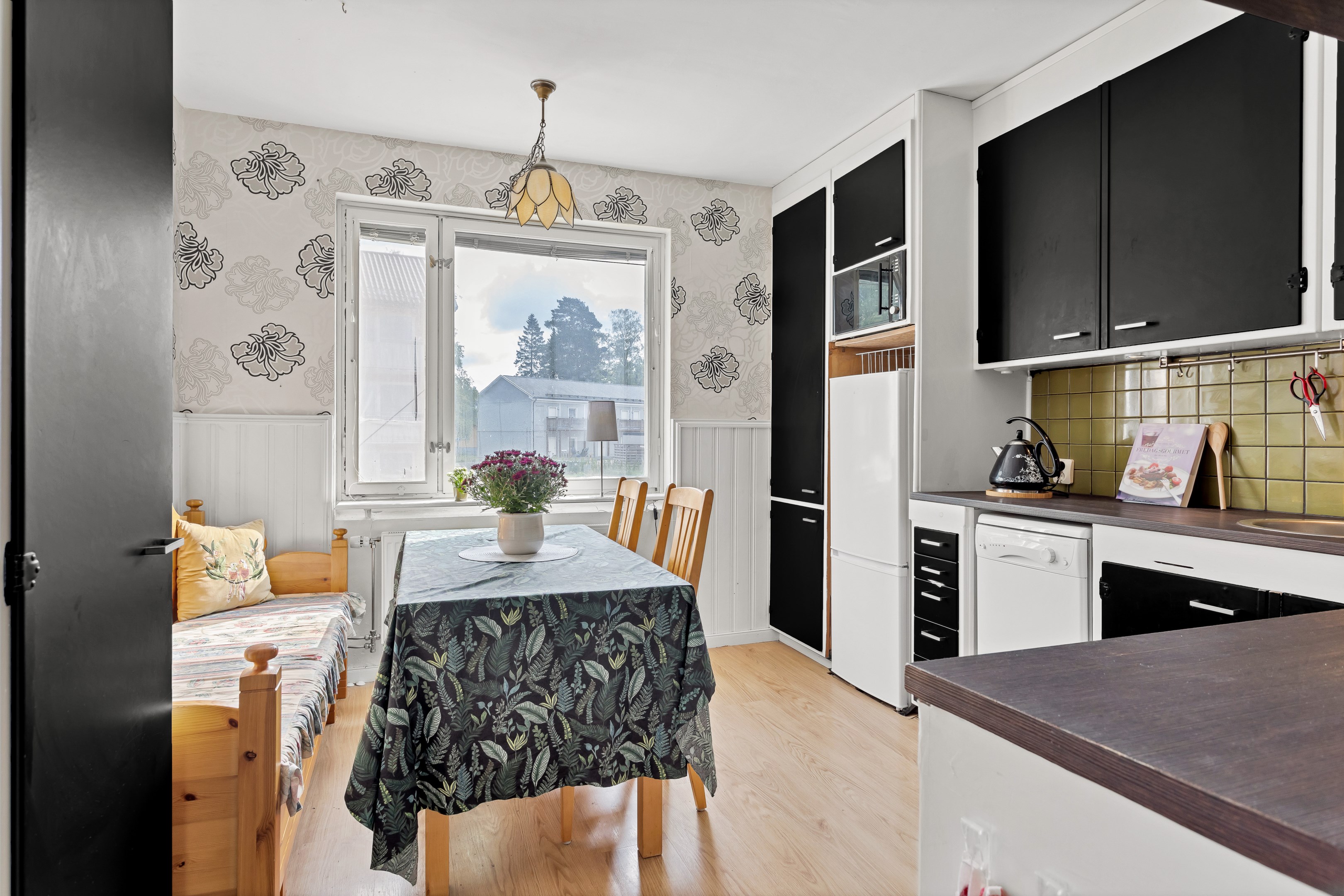 Bostadsbild från Björkvägen 1A, Såld i Morgongåva, Heby