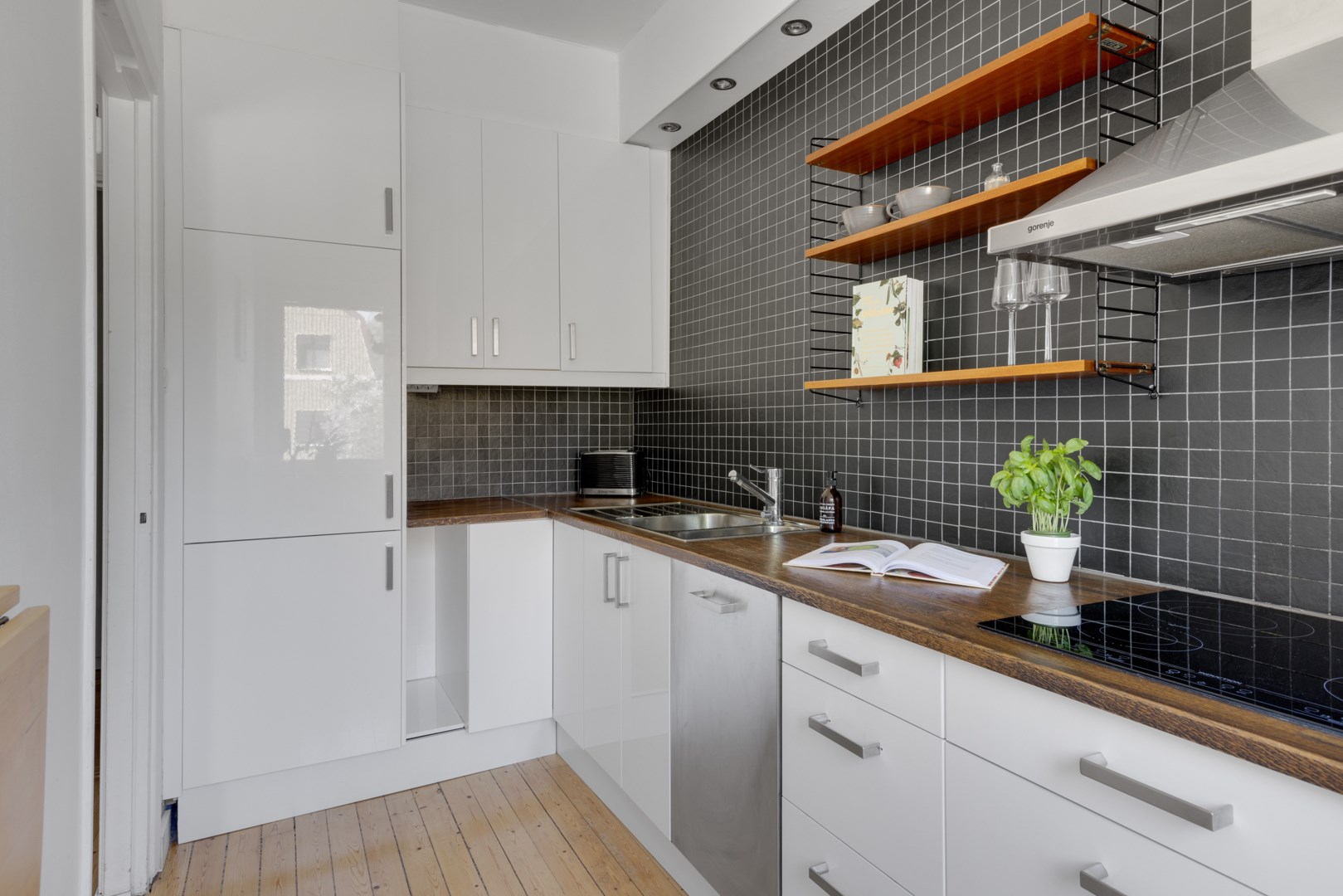 Bostadsbild från Swedenborgsgatan 30 A, Såld i Svartbäcken, Uppsala