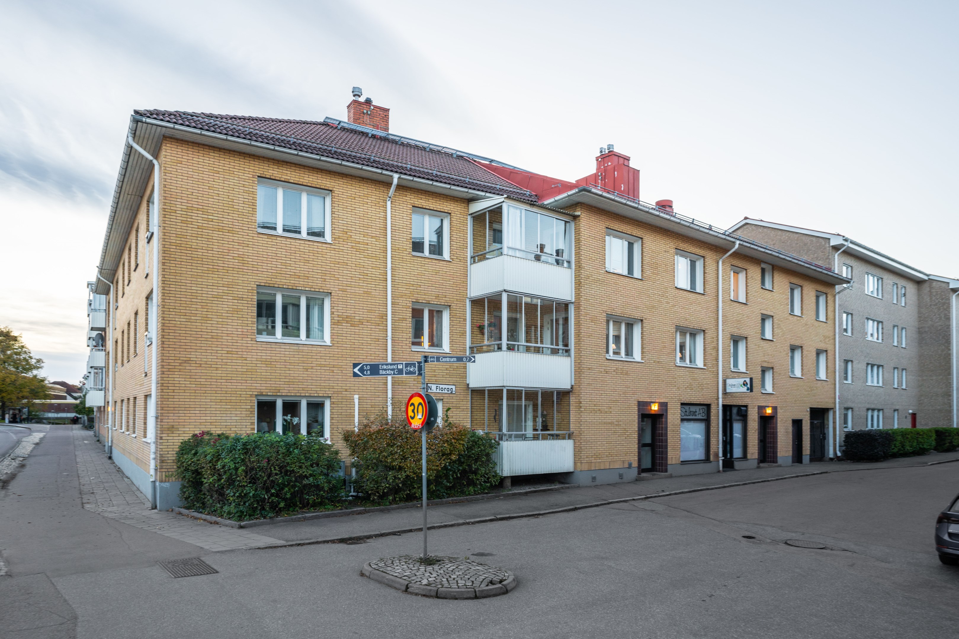 Bostadsbild från Norra floragatan 23B, Såld i Oxbacken, Västerås