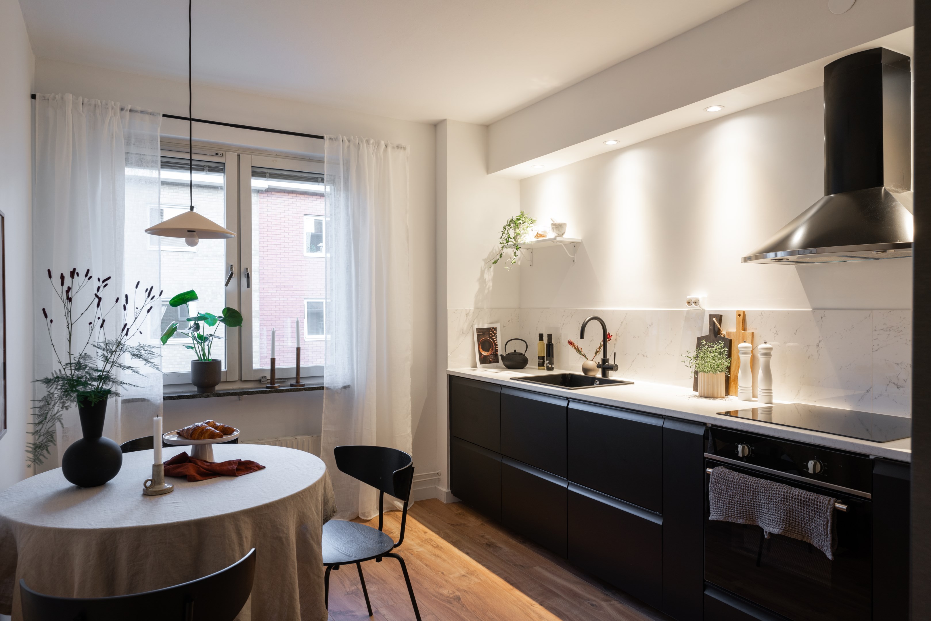 Bostadsbild från Norra floragatan 23B, Såld i Oxbacken, Västerås