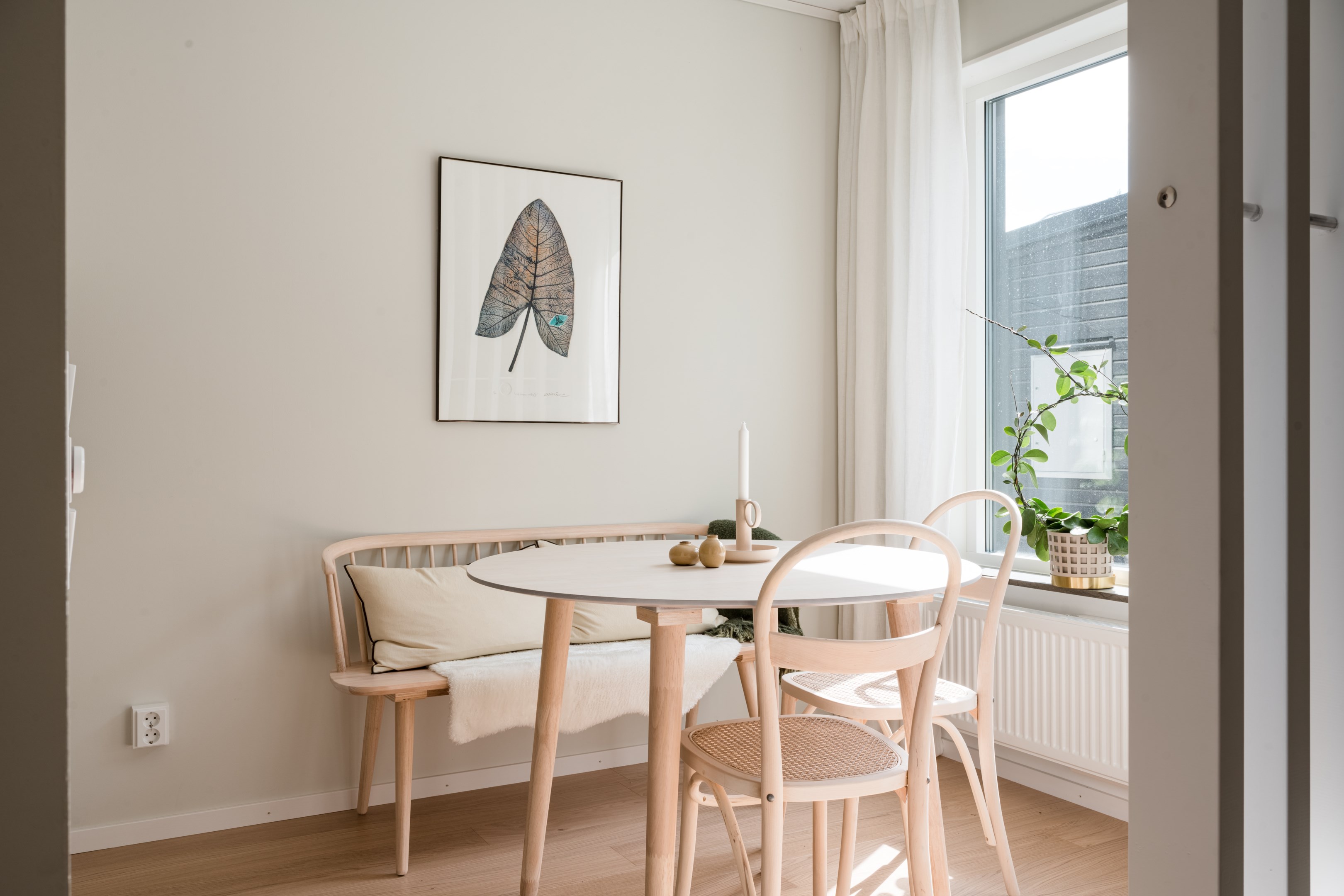 Bostadsbild från Bondhagsvägen 57, Såld i Bro Mälarstad, Upplands-Bro