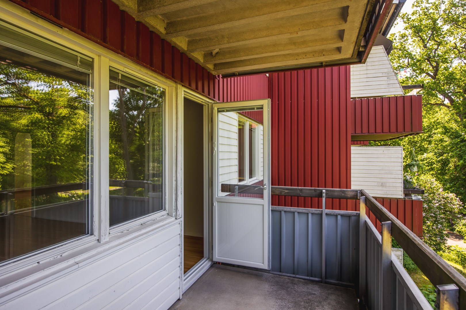 Bostadsbild från Blomstervägen 2, Såld i Finntorp, Nacka