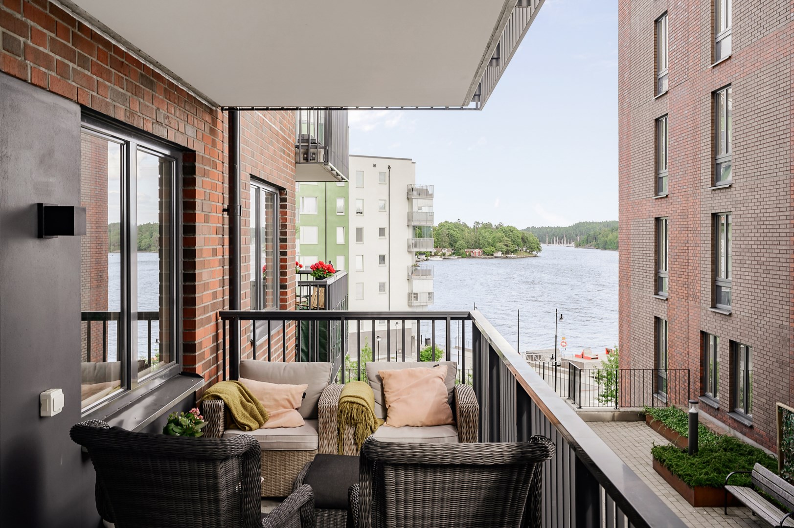 Bostadsbild från Tollareslingan 22, 2 tr, Såld i Tollare, Nacka