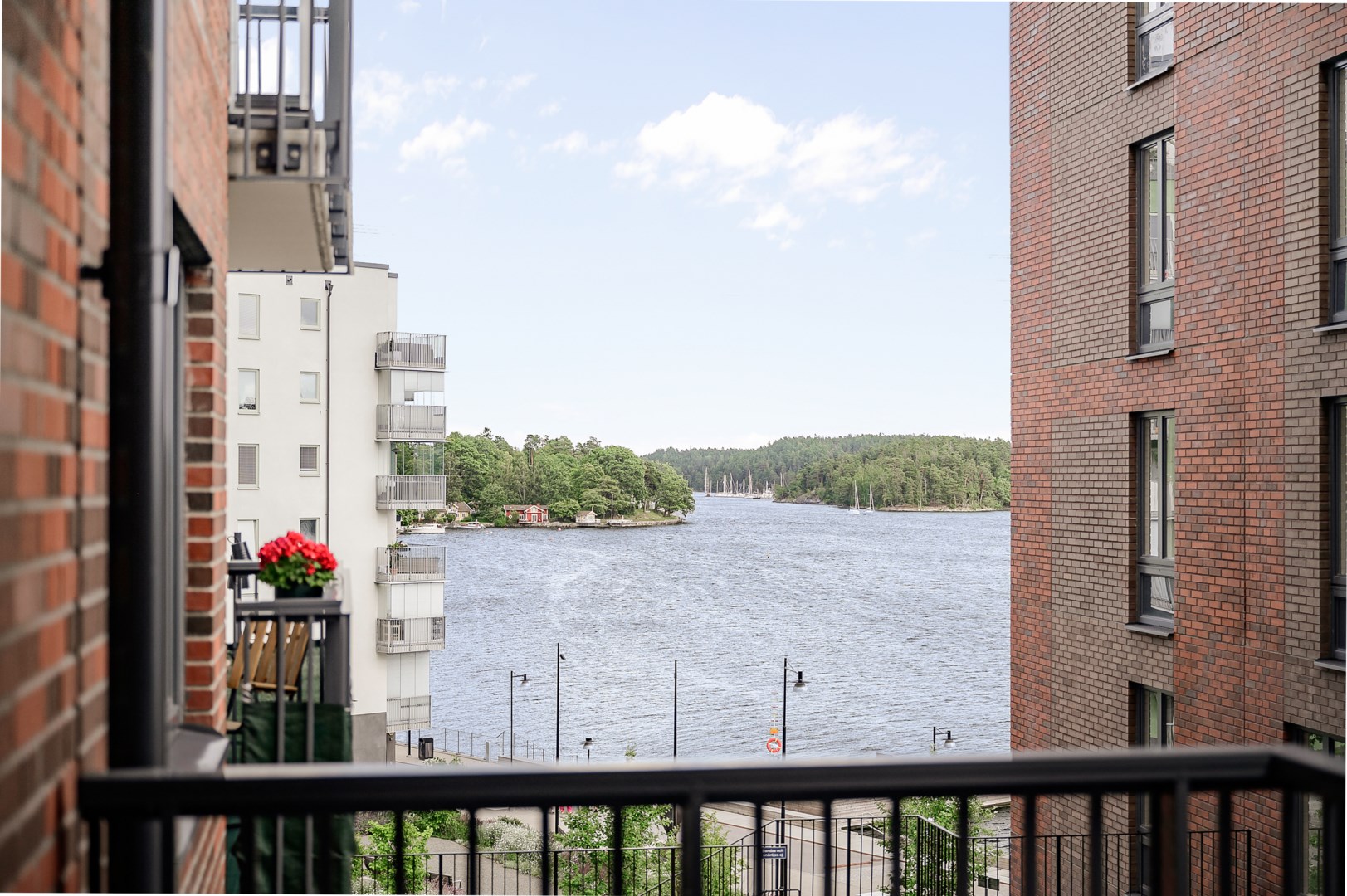 Bostadsbild från Tollareslingan 22, 2 tr, Såld i Tollare, Nacka