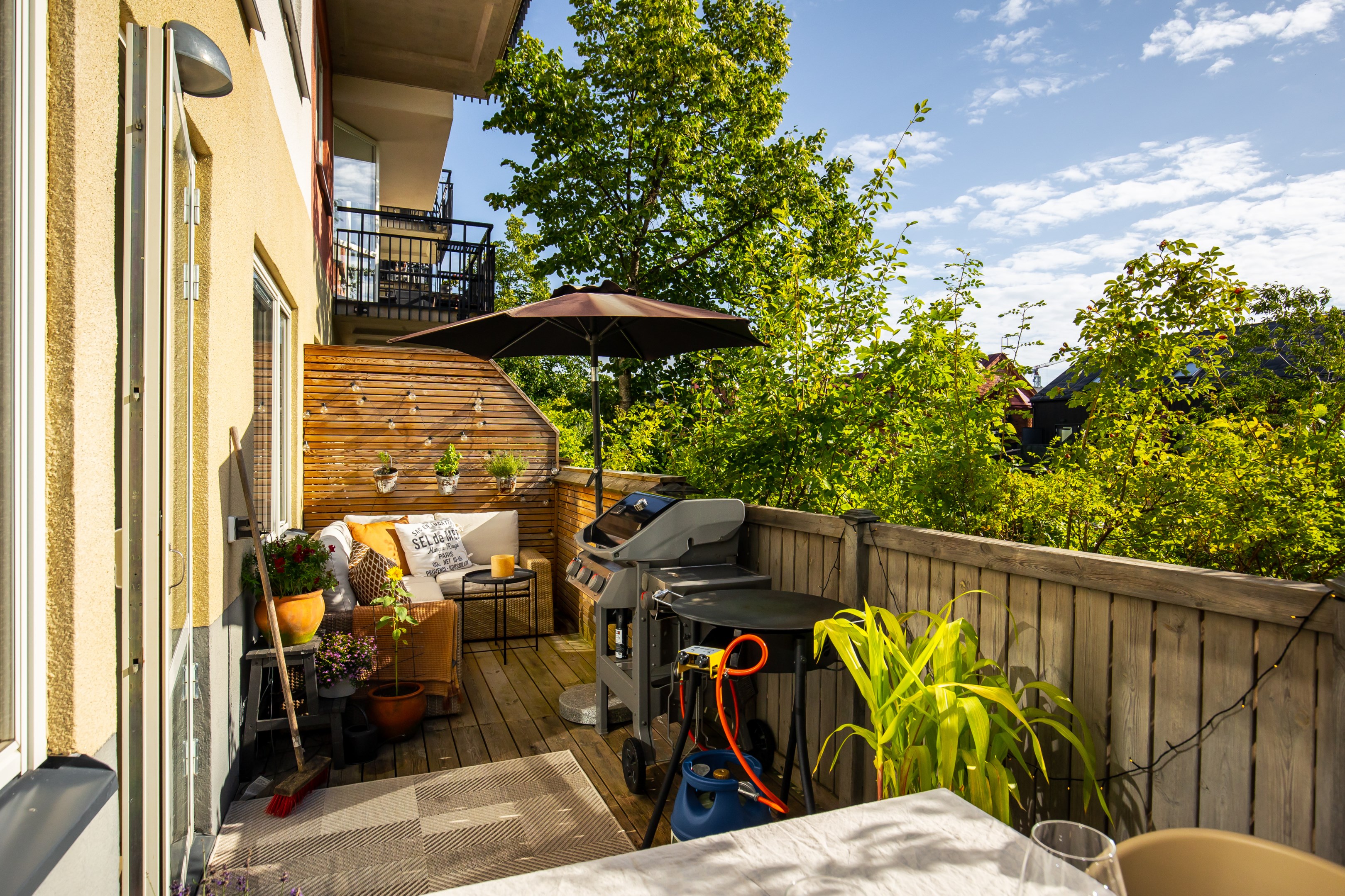 Bostadsbild från Fingerörtsvägen 8, Såld i Järla sjö, Nacka