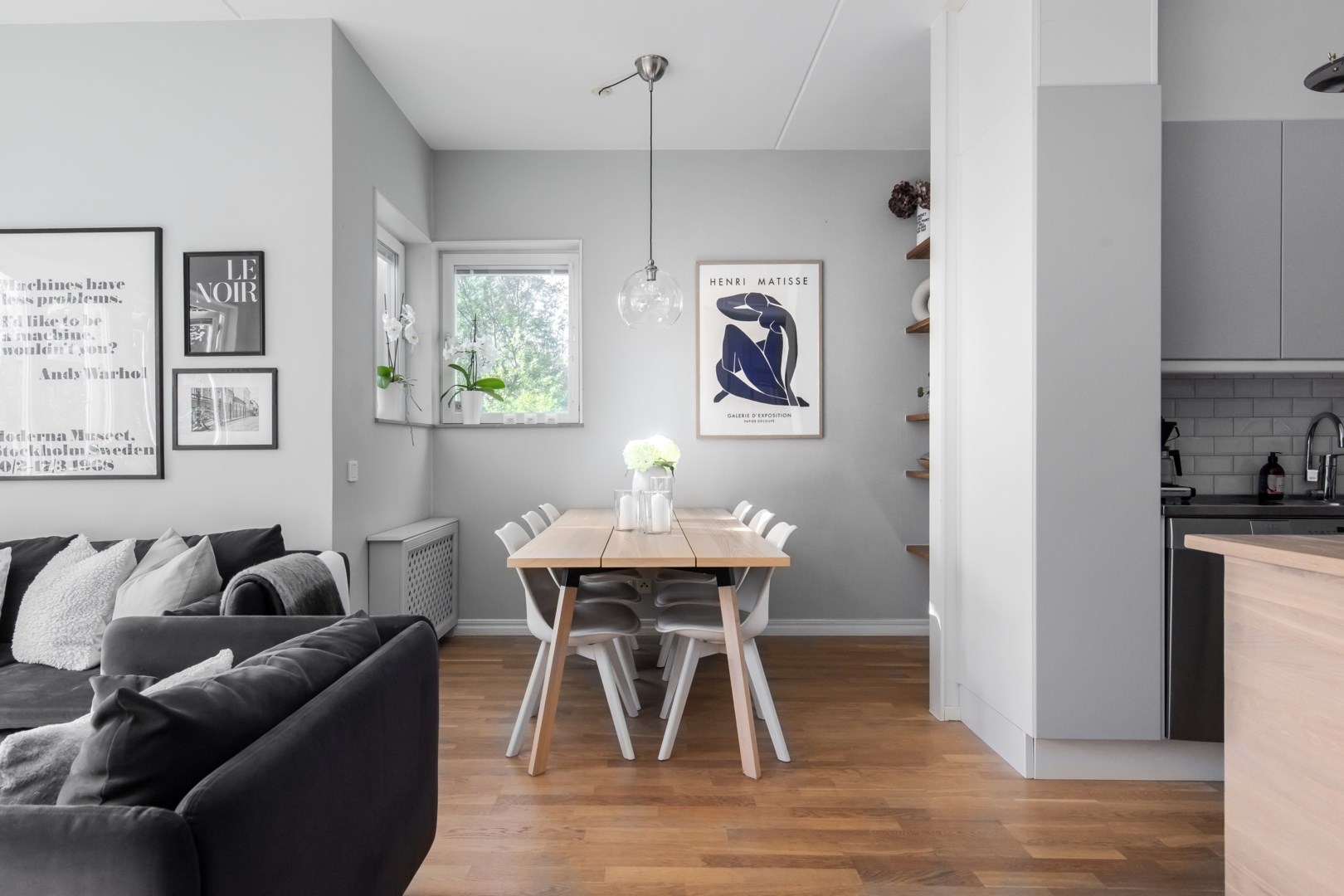 Bostadsbild från Fingerörtsvägen 8, Såld i Järla sjö, Nacka