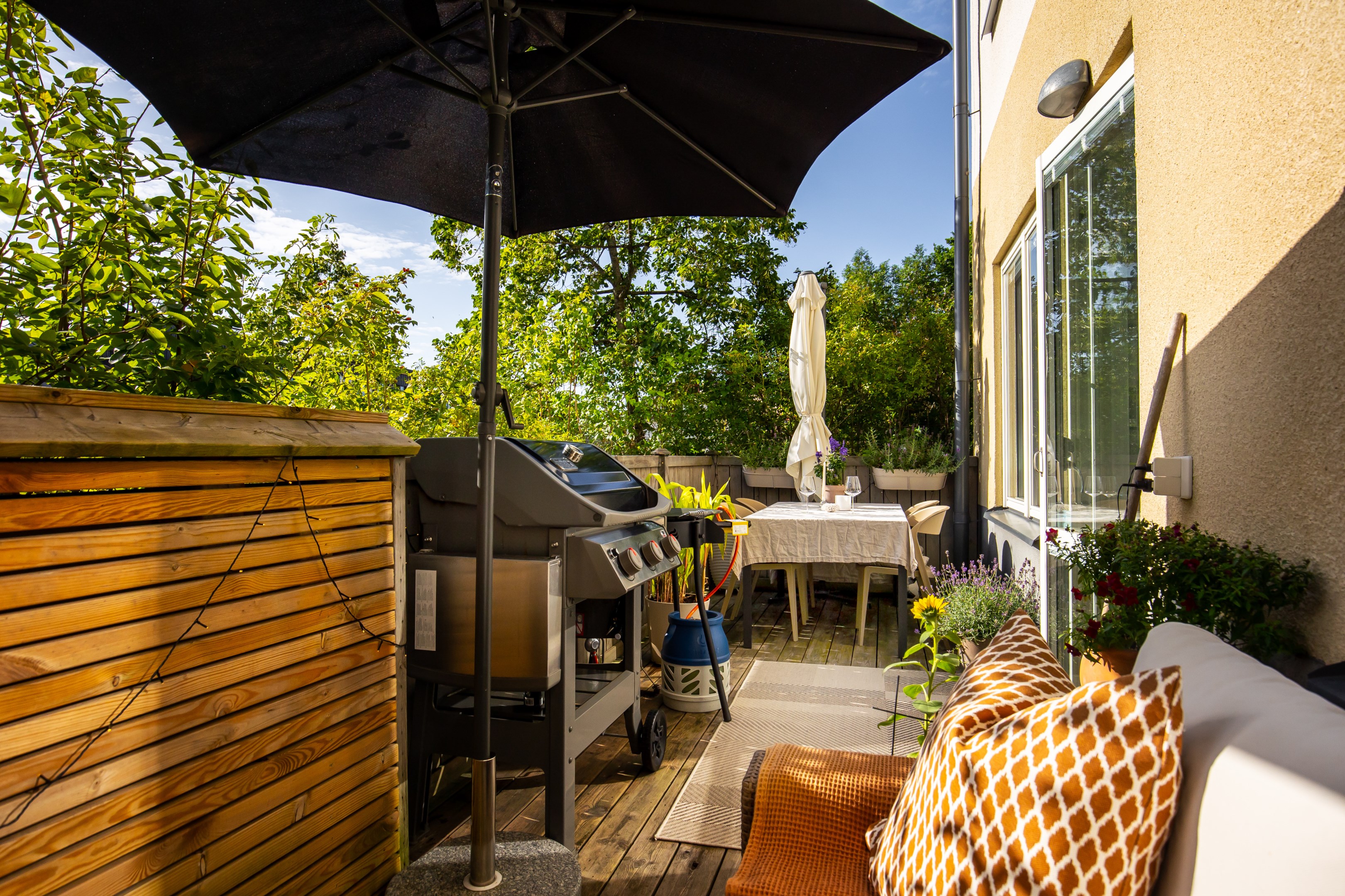 Bostadsbild från Fingerörtsvägen 8, Såld i Järla sjö, Nacka