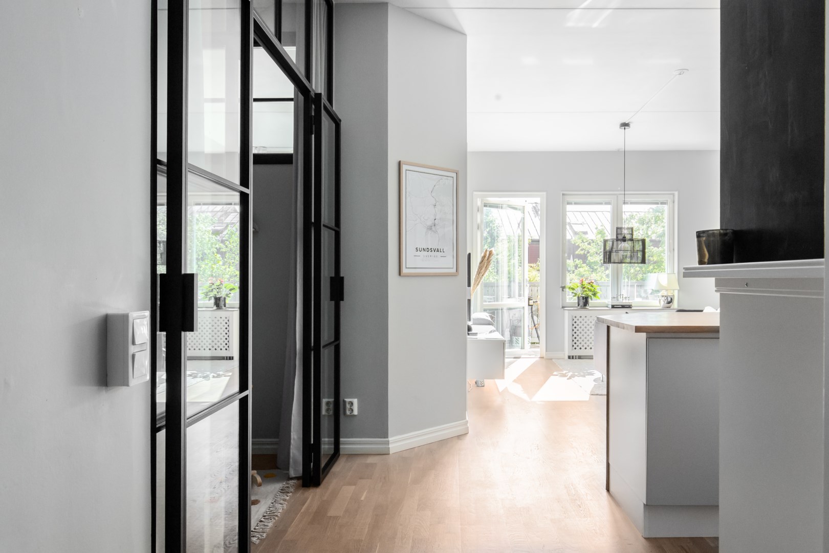 Bostadsbild från Fingerörtsvägen 8, Såld i Järla sjö, Nacka