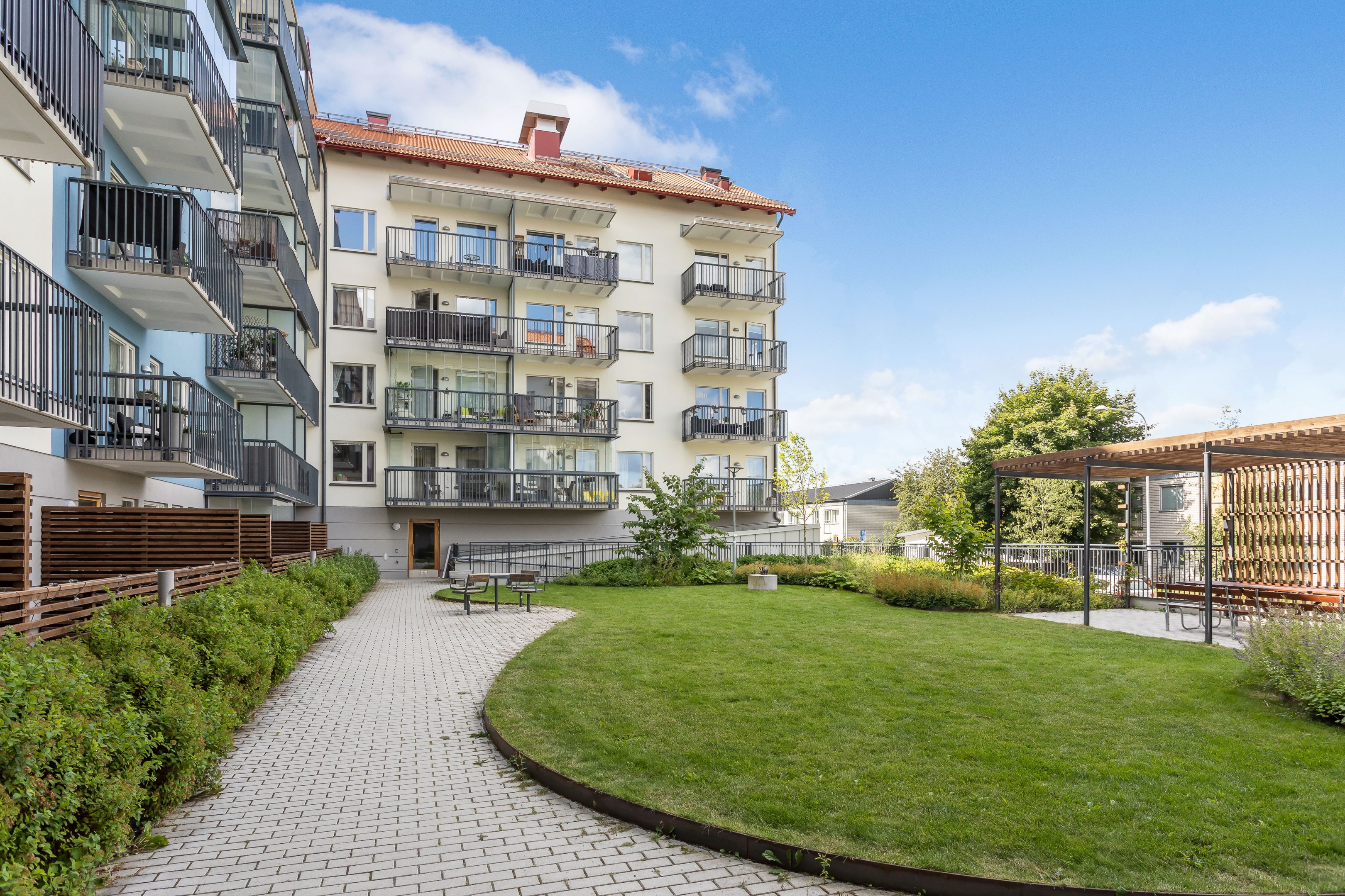 Bostadsbild från Råbyvägen 80, Kommande i Kapellgärdet, Uppsala