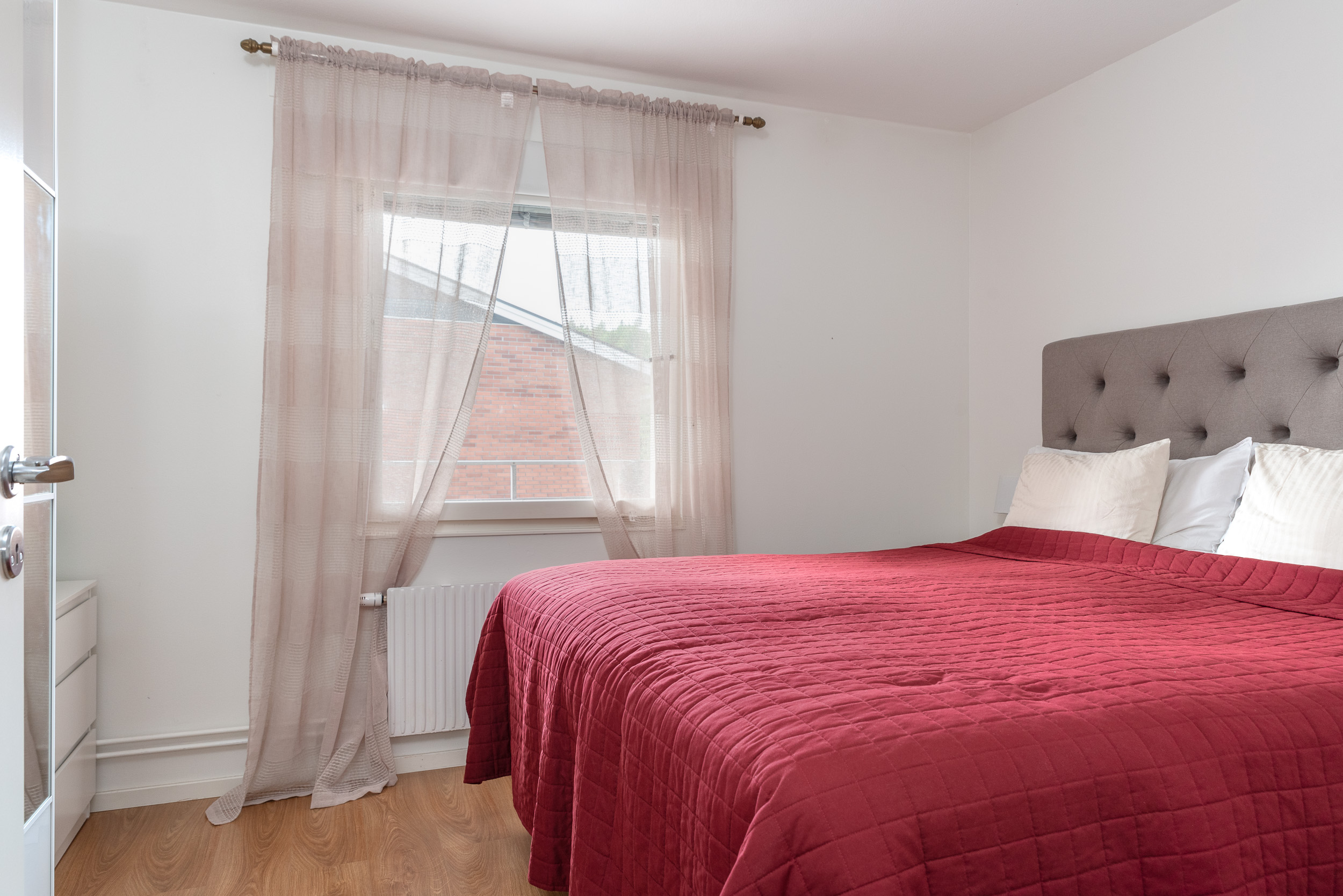 Bostadsbild från Julrosvägen 3, Såld i Gryta, Västerås