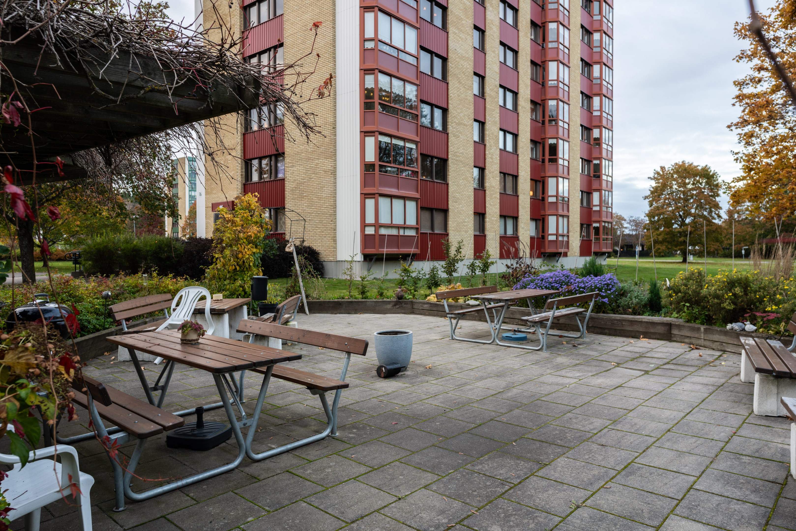 Bostadsbild från Släggkastargatan 11, Såld i Rönnby, Västerås