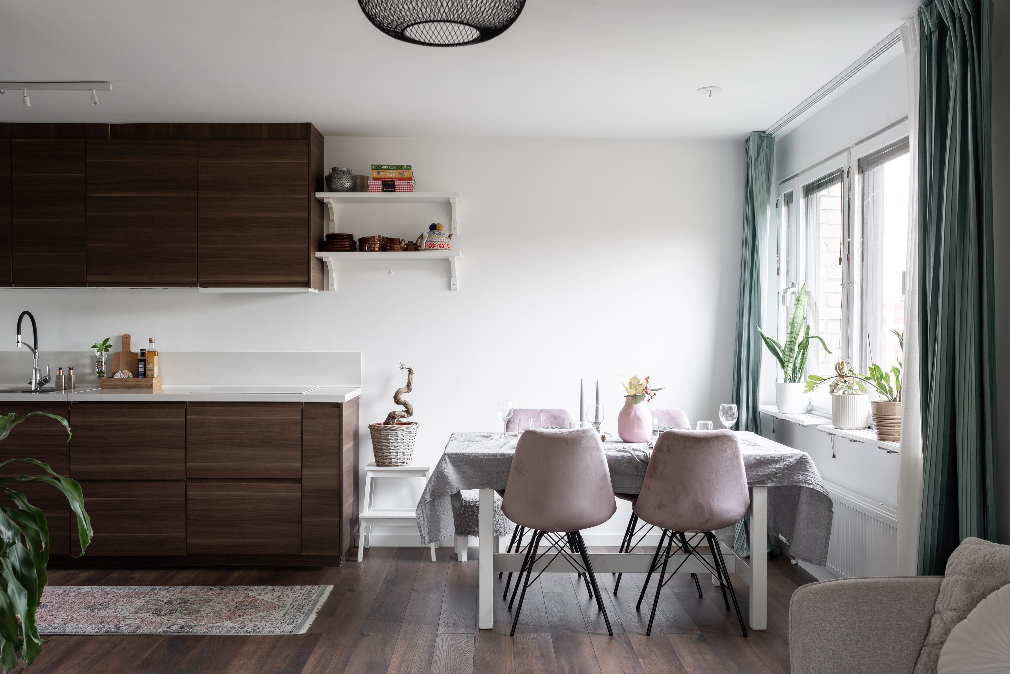 Bostadsbild från Släggkastargatan 11, Såld i Rönnby, Västerås