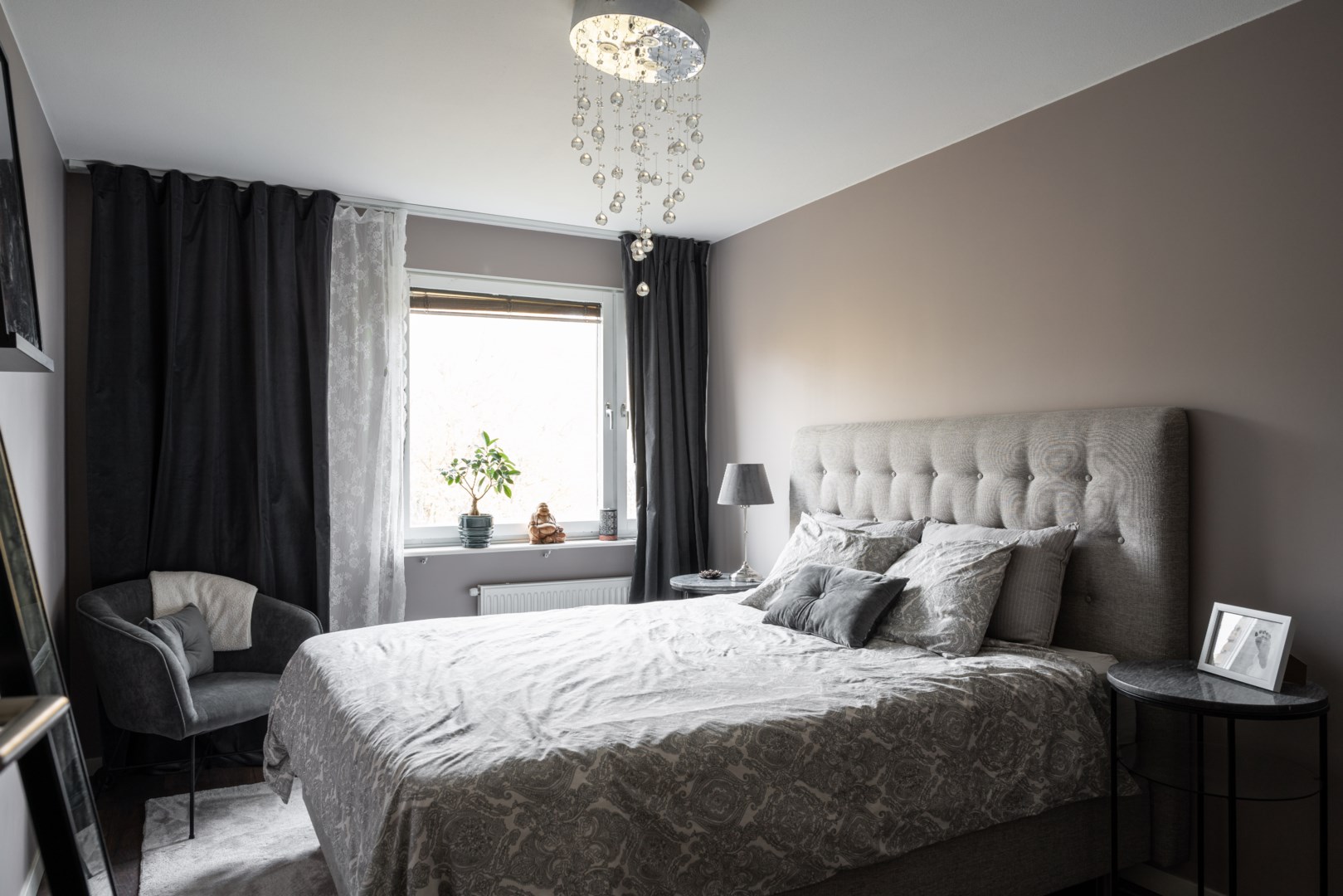 Bostadsbild från Släggkastargatan 11, Såld i Rönnby, Västerås