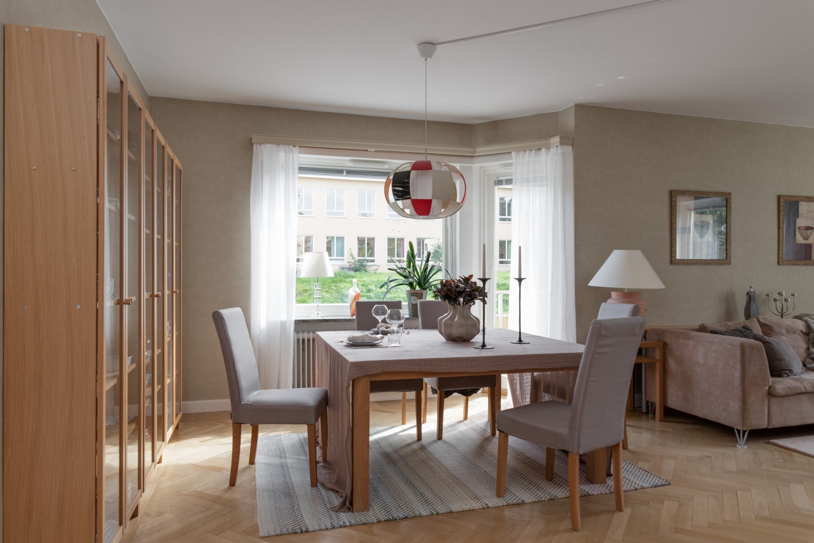 Bostadsbild från Bondebacken 15, Såld i Centrum, Västerås