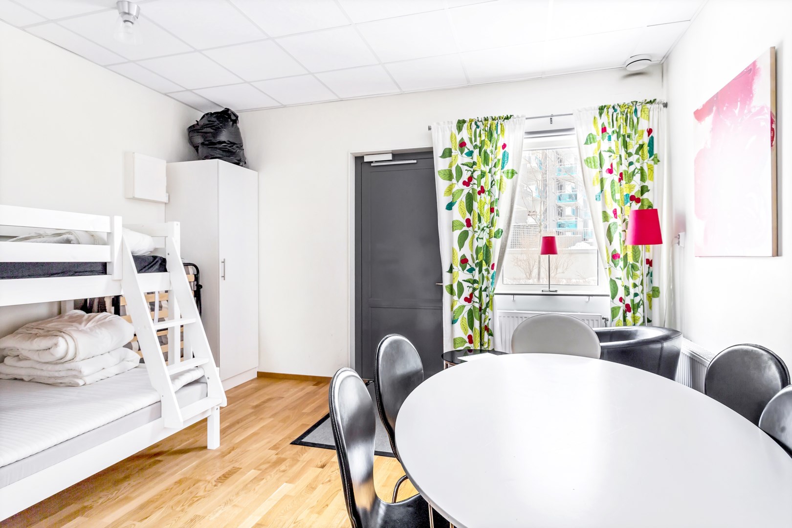 Bostadsbild från Hugingatan 11, Såld i Kungsängen, Uppsala