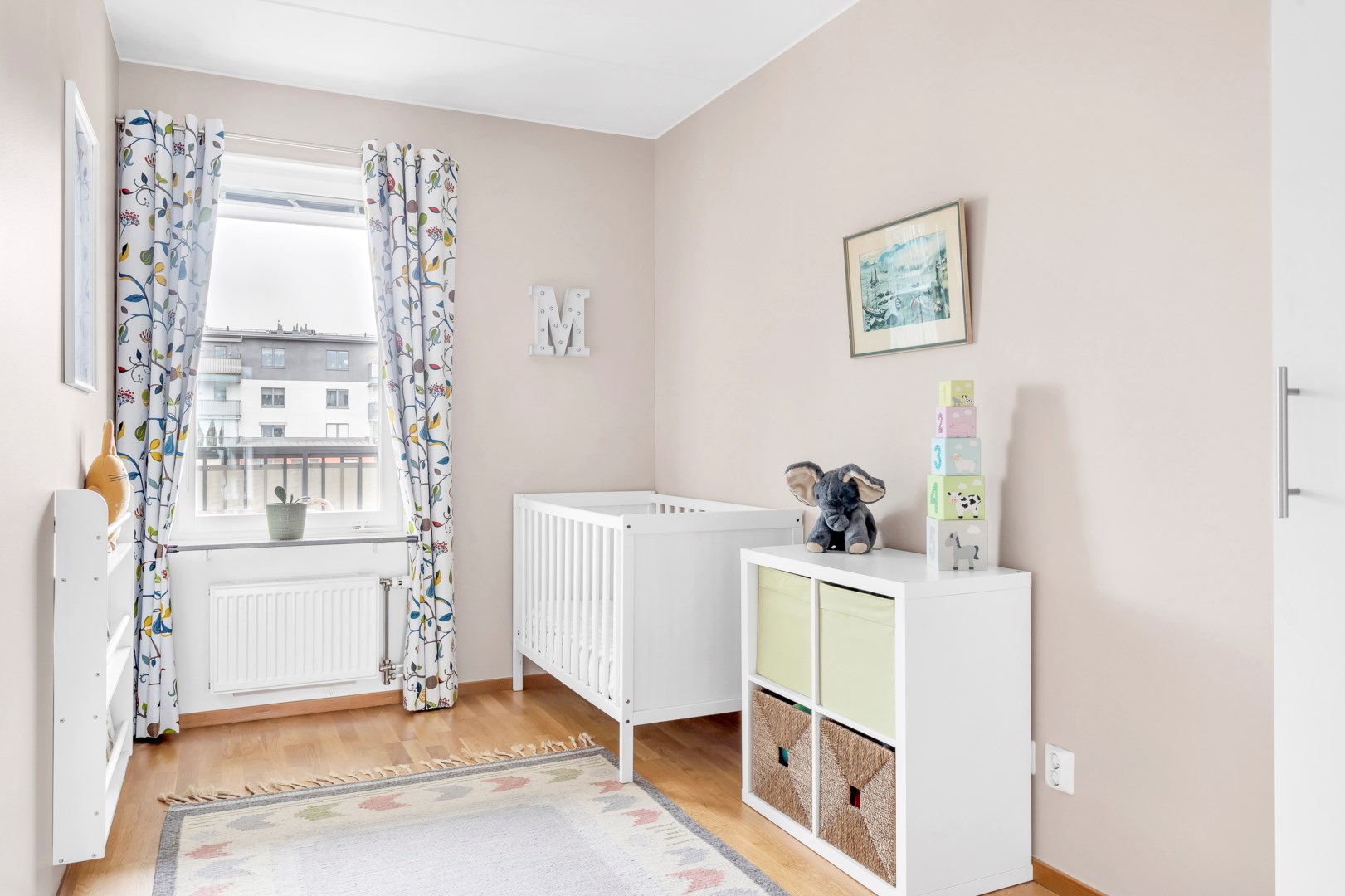 Bostadsbild från Hugingatan 11, Såld i Kungsängen, Uppsala