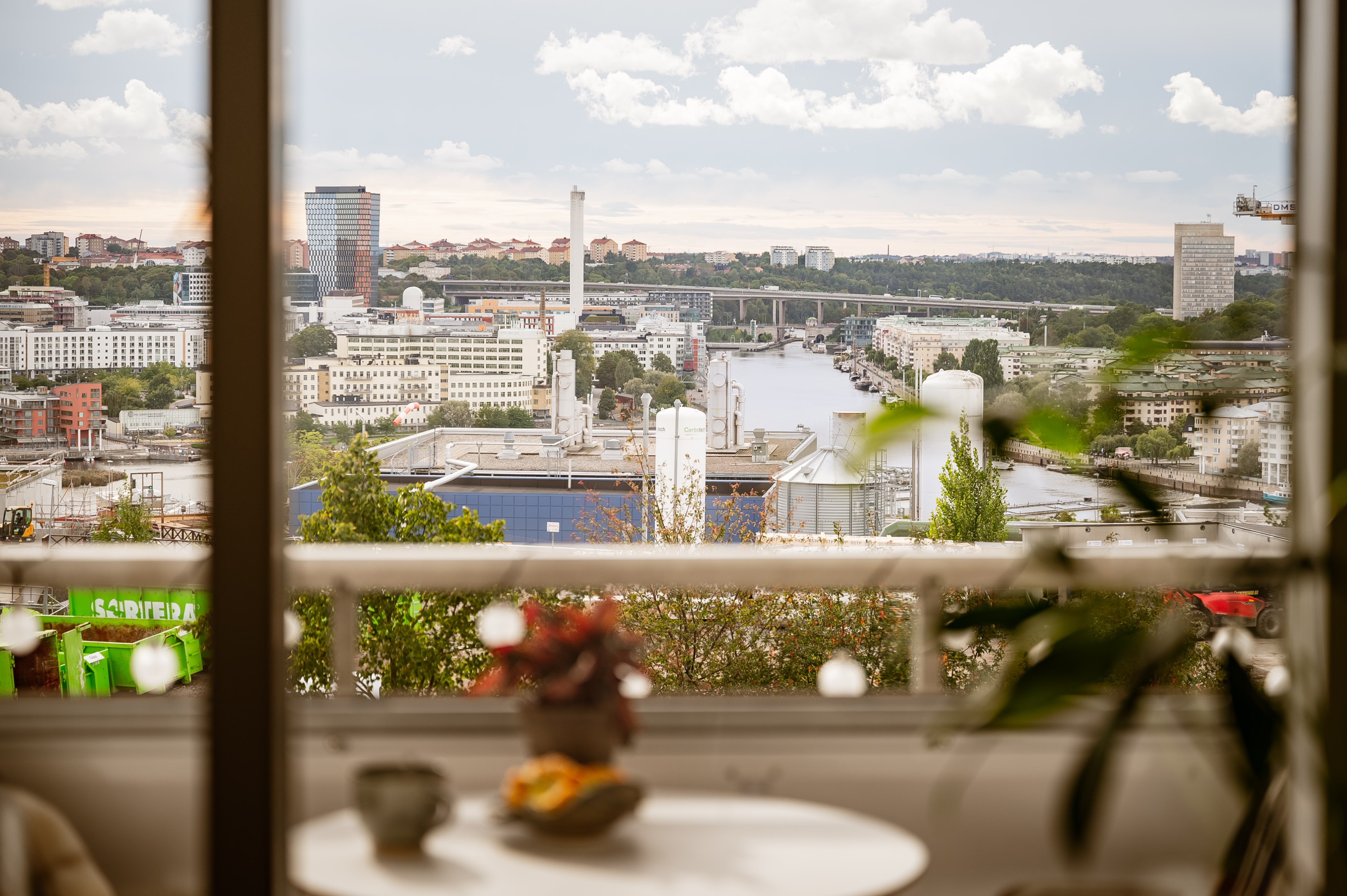 Bostadsbild från Henriksdalsringen 51, Såld i Henriksdalsberget, Nacka