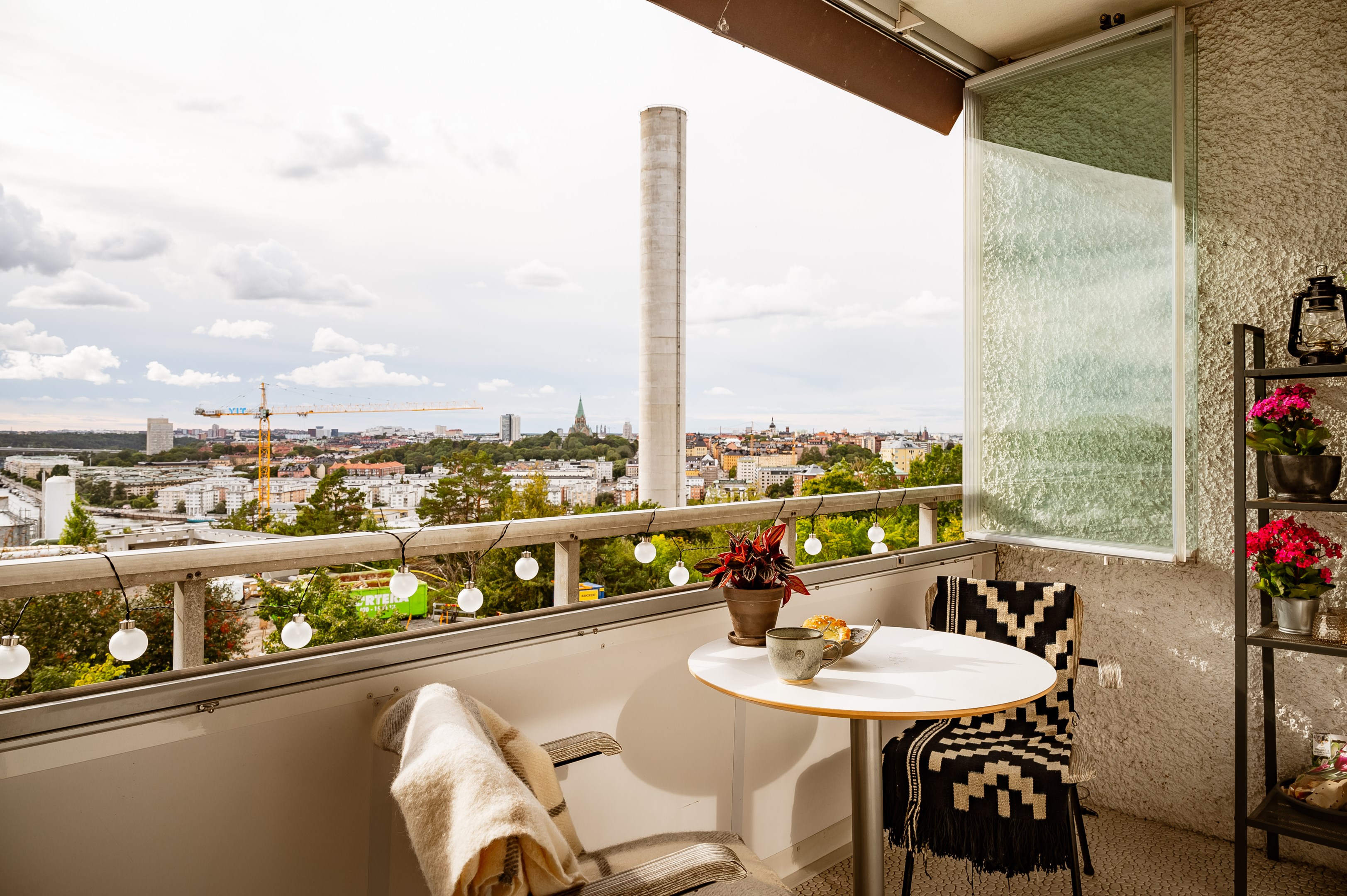 Bostadsbild från Henriksdalsringen 51, Såld i Henriksdalsberget, Nacka