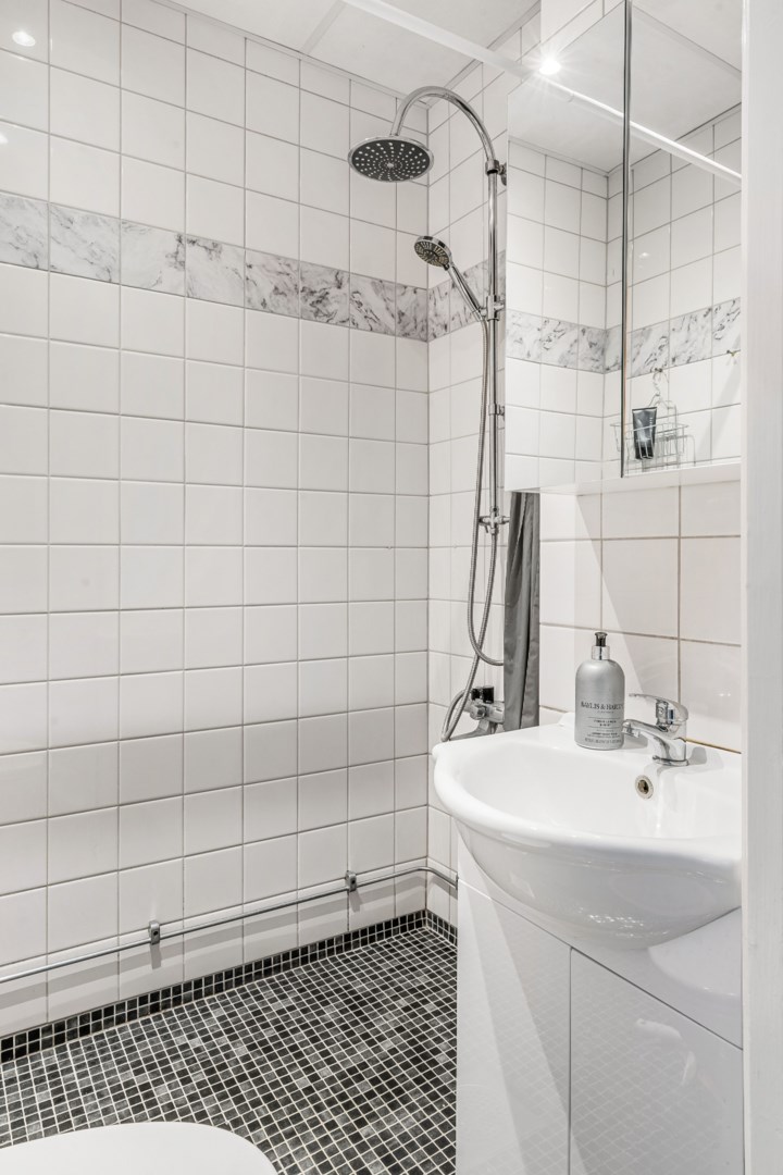 Bostadsbild från Vulcanusgatan 4, 1tr, Såld i Vasastan - Atlas, Stockholm