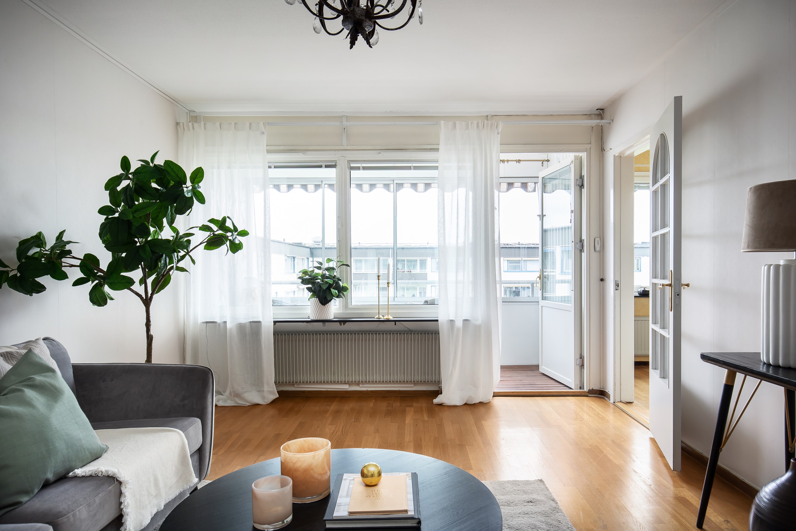 Bostadsbild från Svartkärrsvägen 30, 3/3tr, Såld i Igelbodaplatån - Saltsjöbaden, Nacka