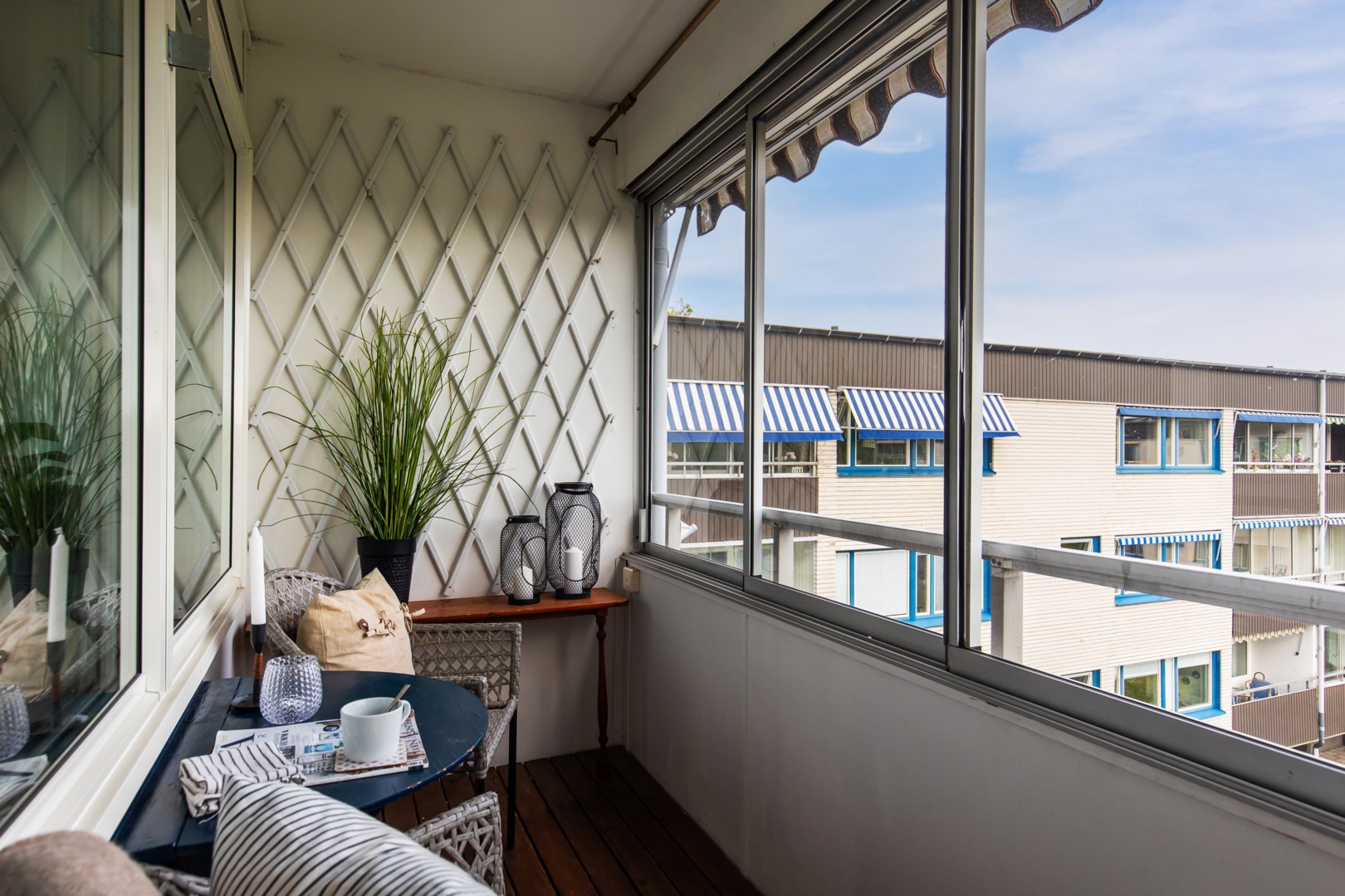 Bostadsbild från Svartkärrsvägen 30, 3/3tr, Såld i Igelbodaplatån - Saltsjöbaden, Nacka